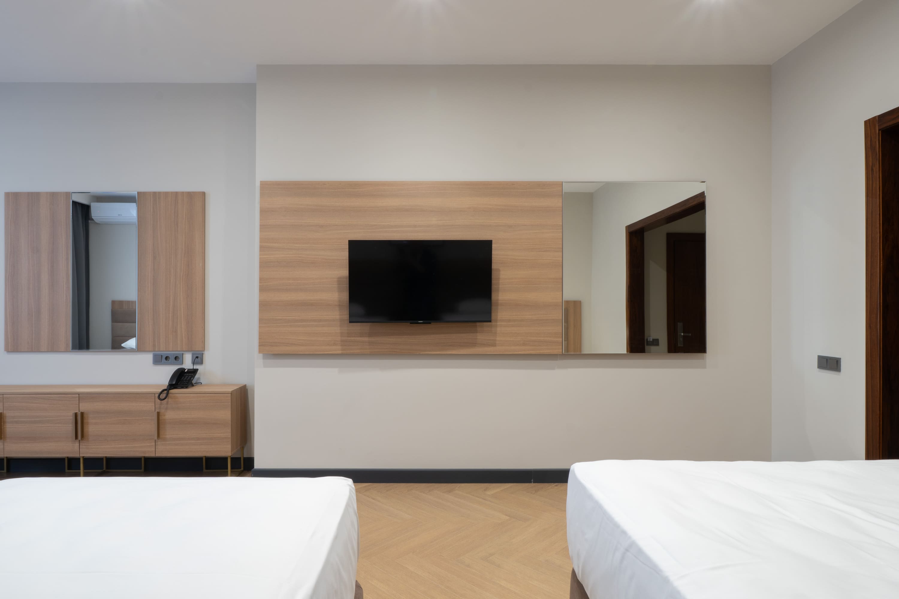 Джуниор сюит с тремя раздельными кроватями