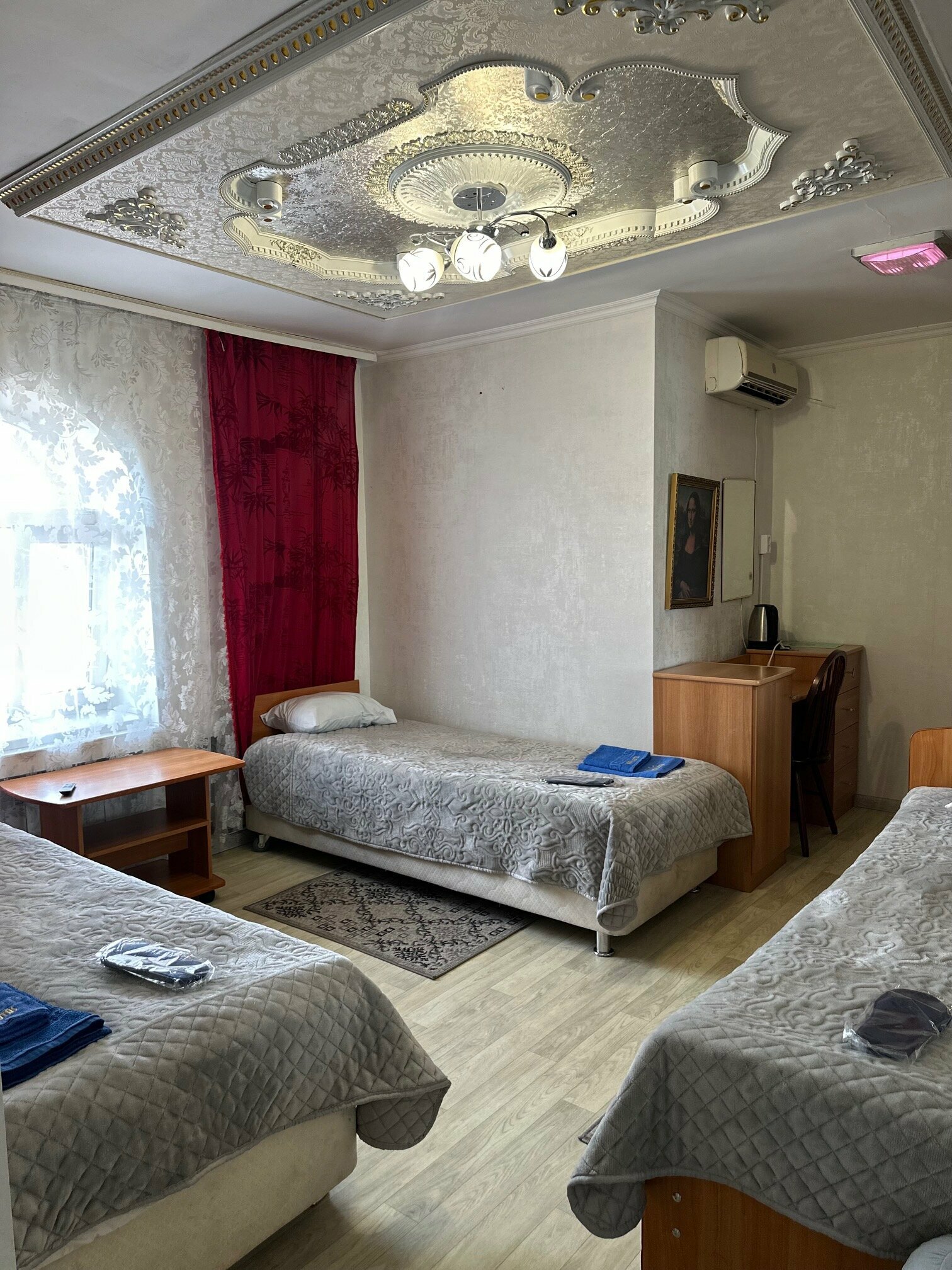 Стандартный трехместный номер