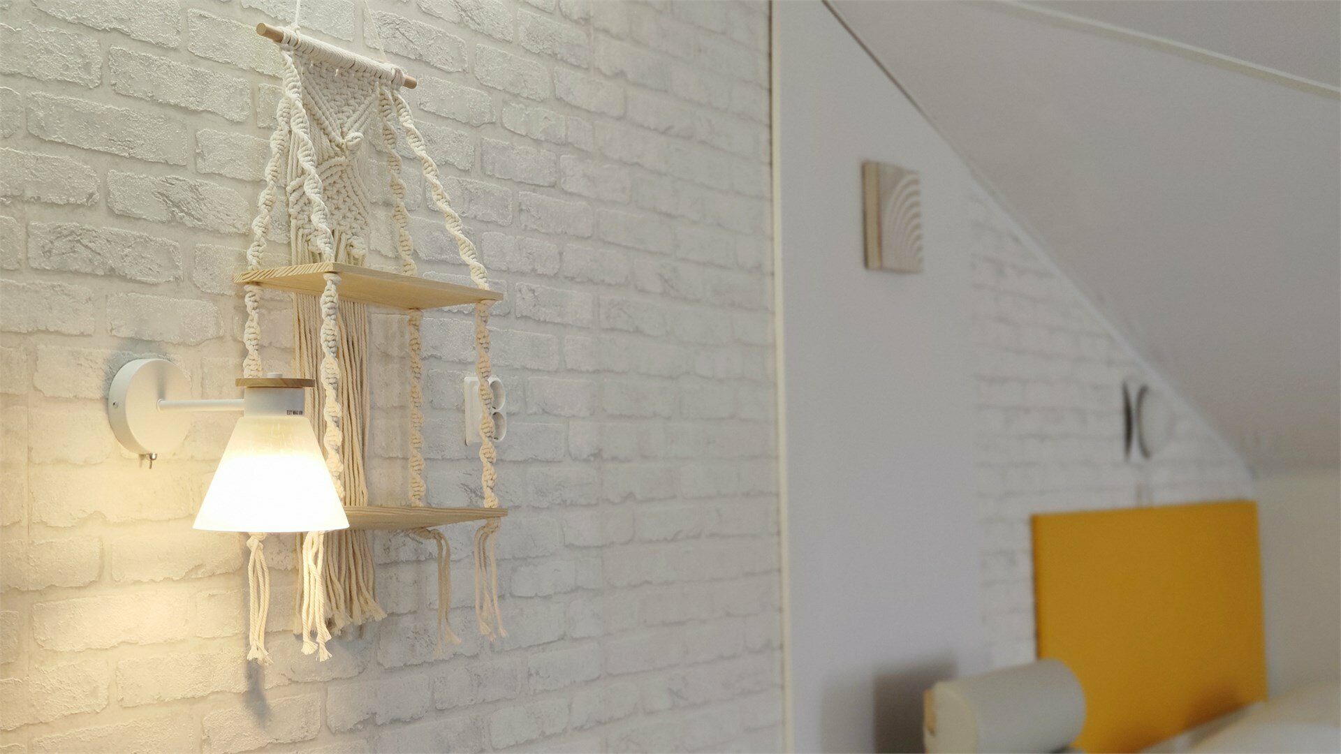 Семейный двухкомнатный двухуровневый