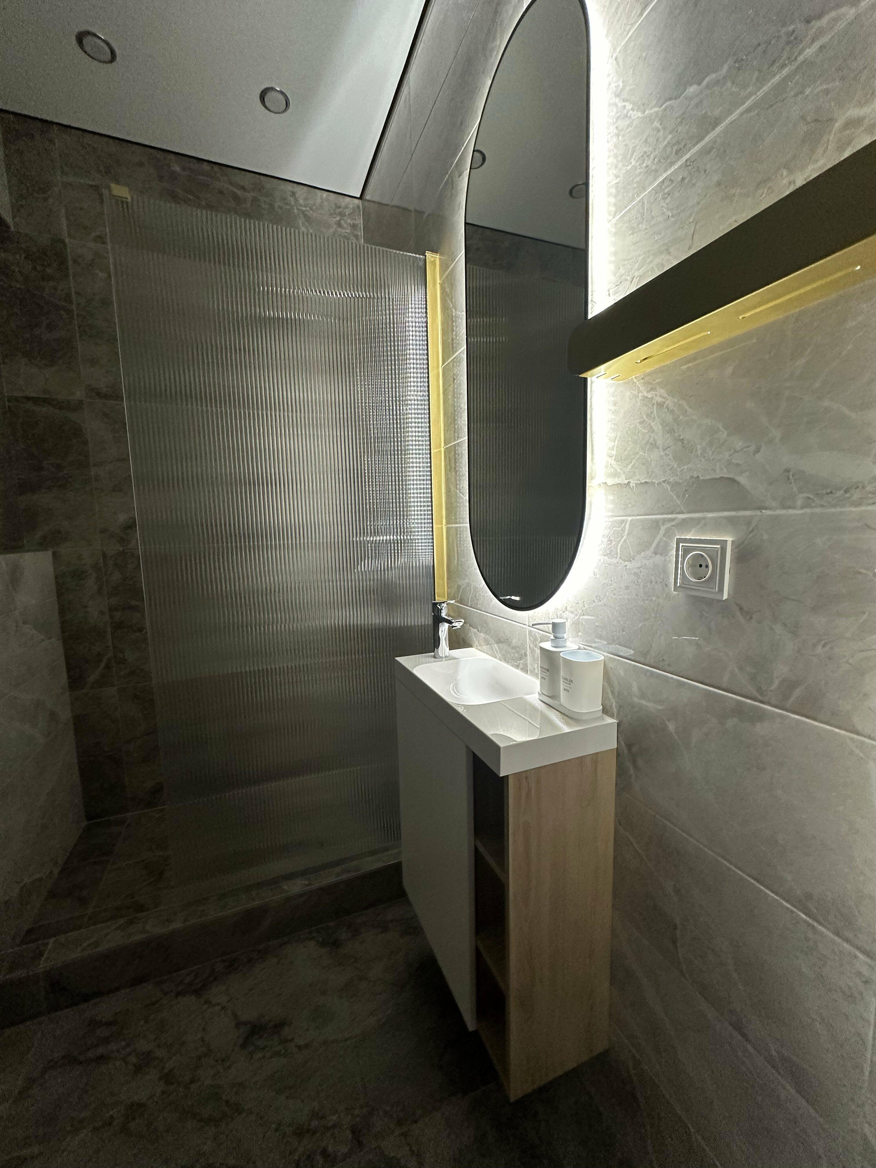 Улучшенный номер с кроватью размера «king-size»