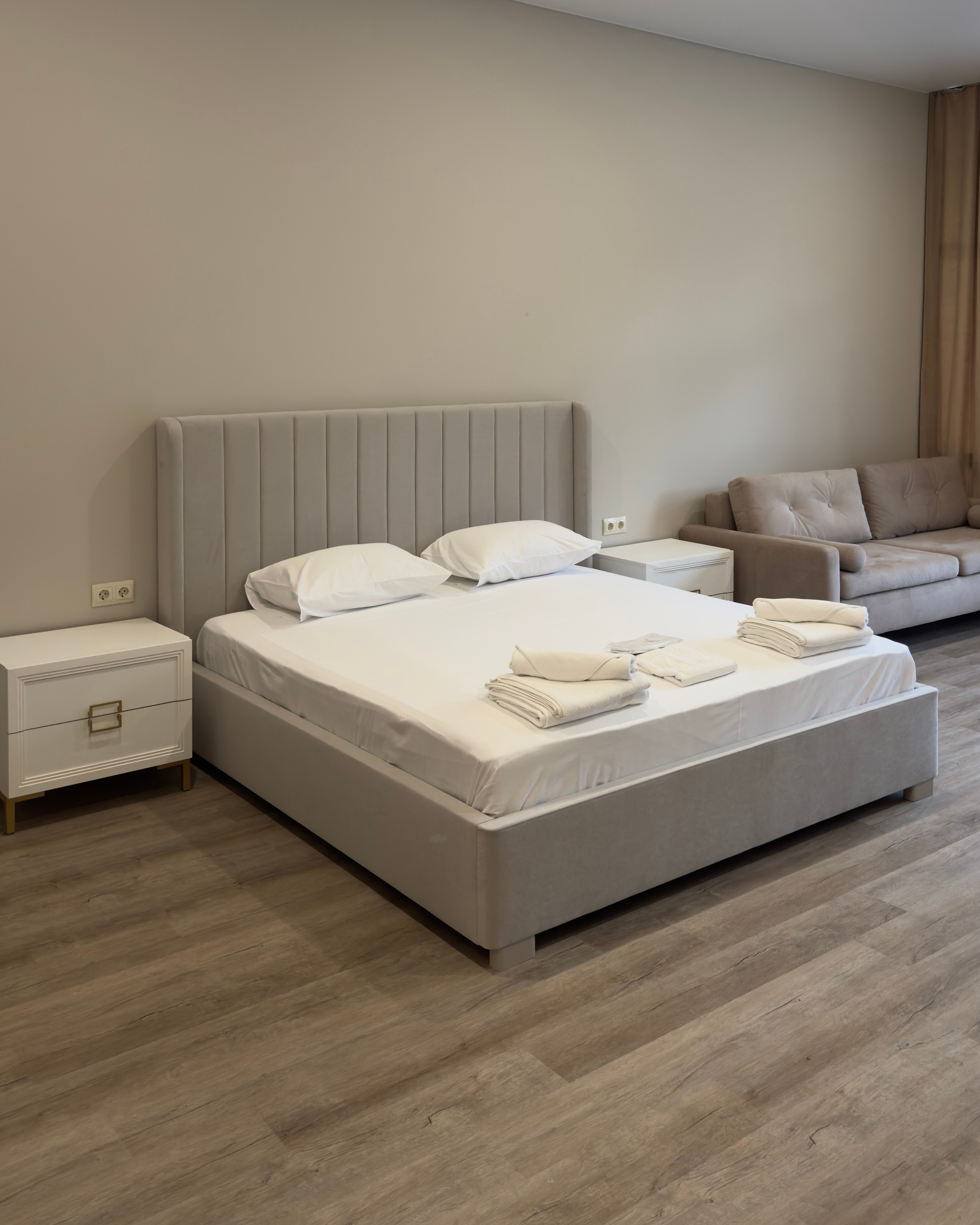 Полулюкс с балконом