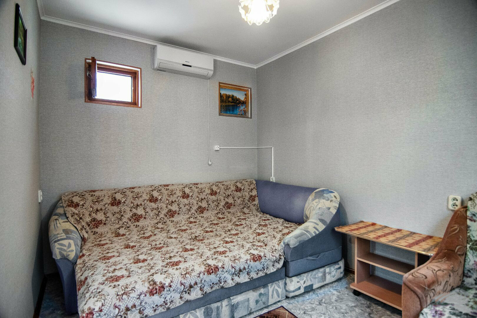 Улучшенный Двухкомнатный Трехместный номер с дополнительными местами для детей