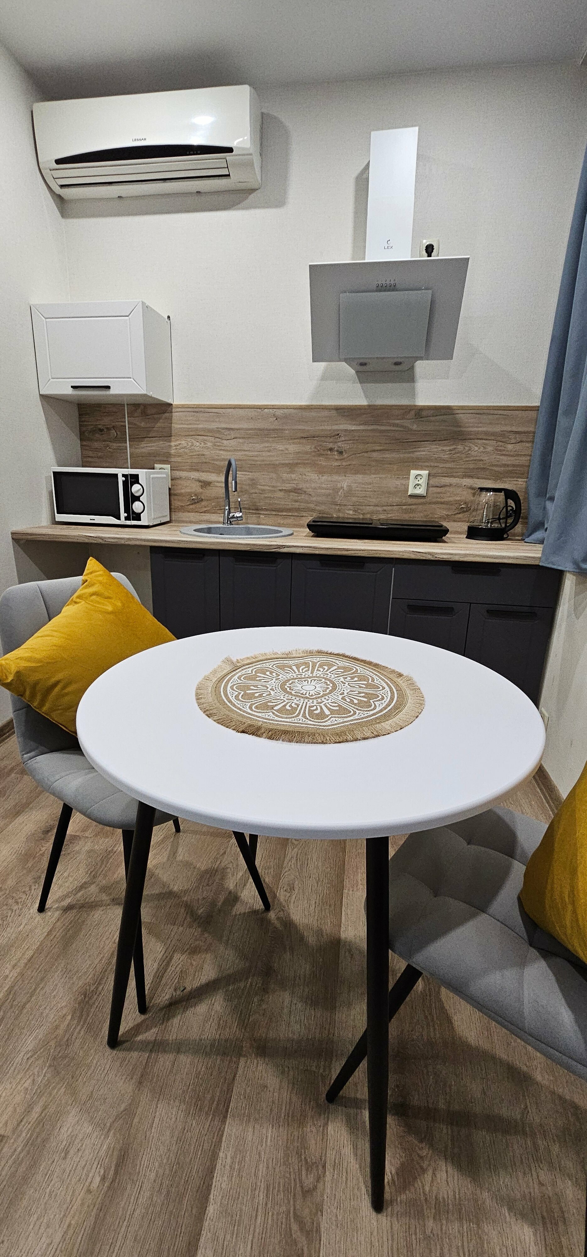 Коттедж- студия в центре