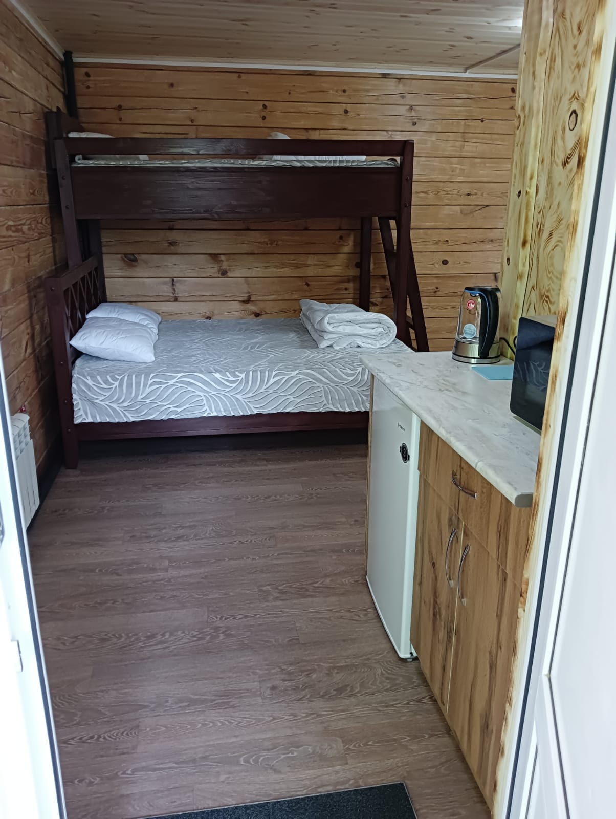 Трехместный номер с балконом