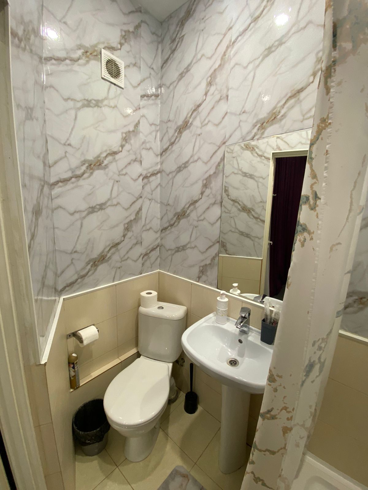 Номер улучшенный  со своим санузлом, душем и телевизором СМАРТ ТВ