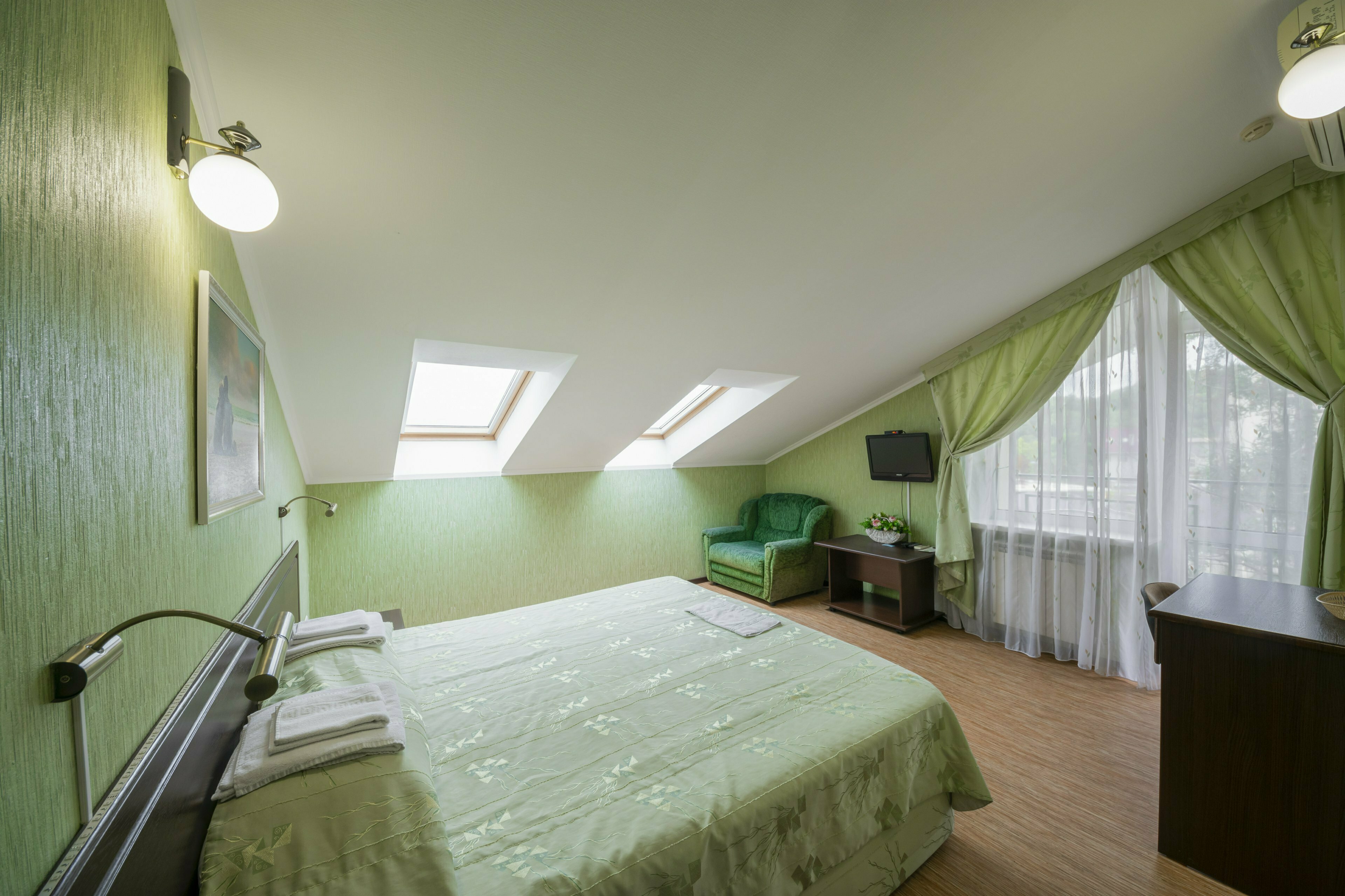 Двухместный номер Делюкс с 1 кроватью или 2 отдельными кроватями и балконом