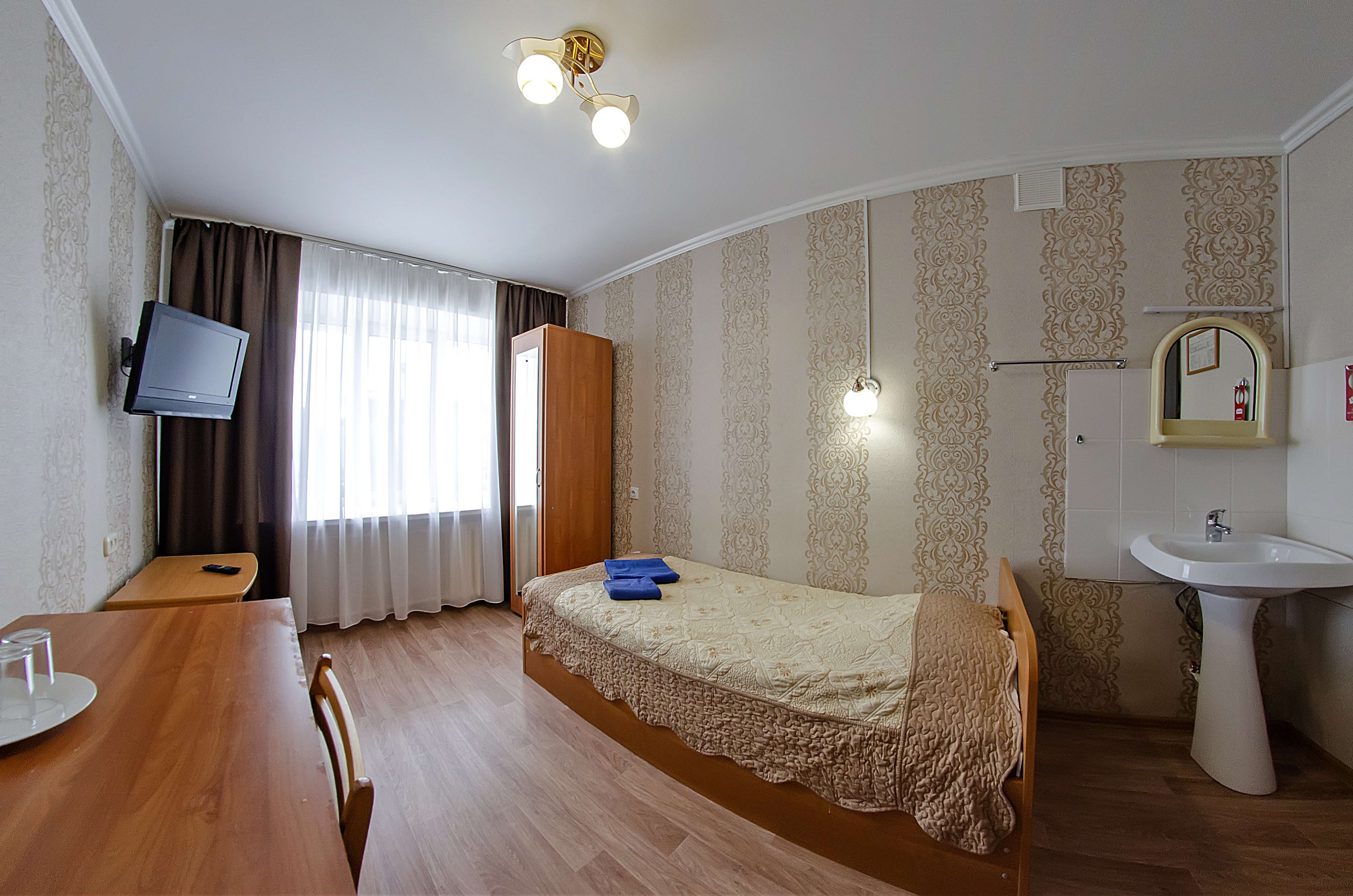 4 категория эконом  одноместный ( в номере раковина)