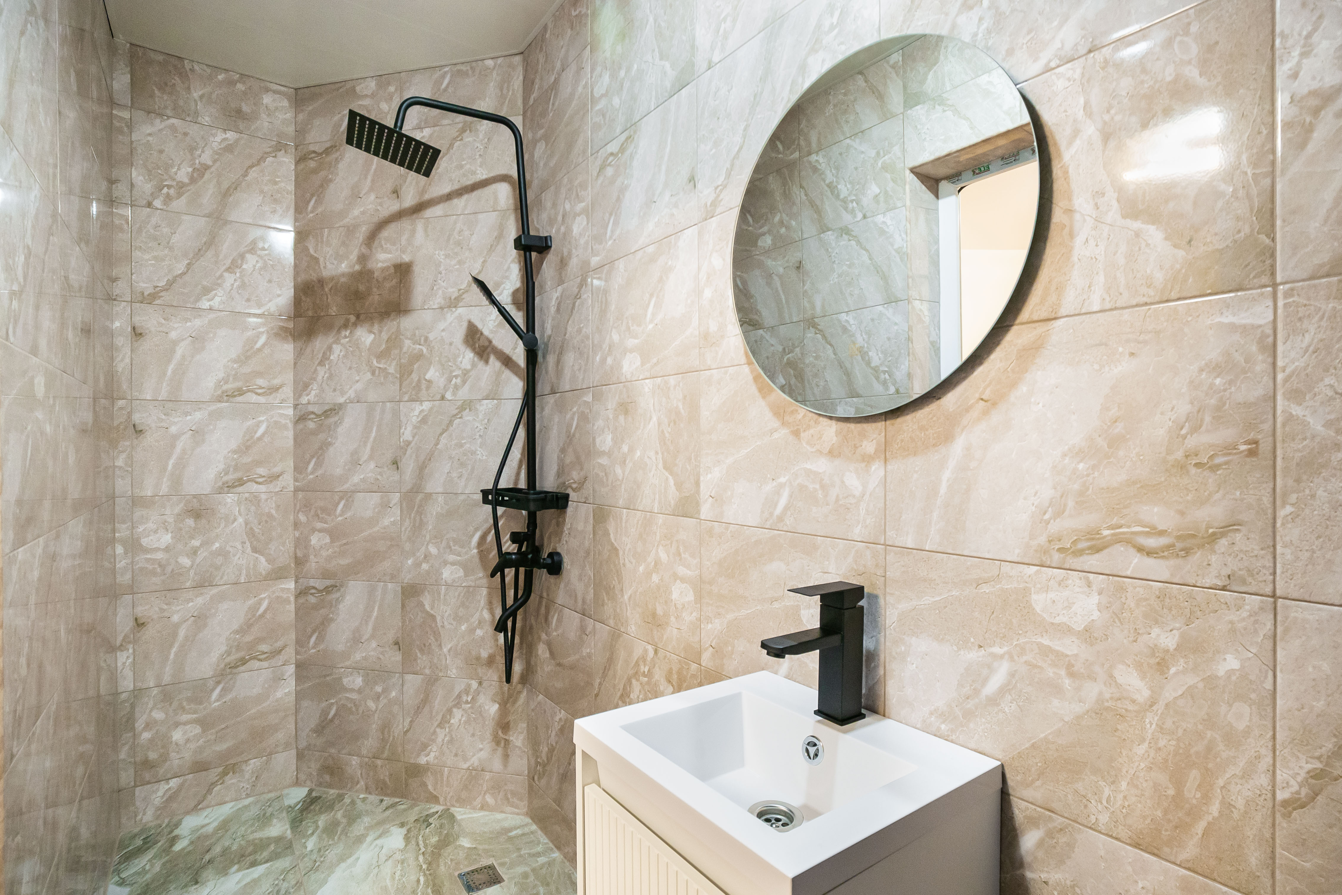 DE LUXE бабочка