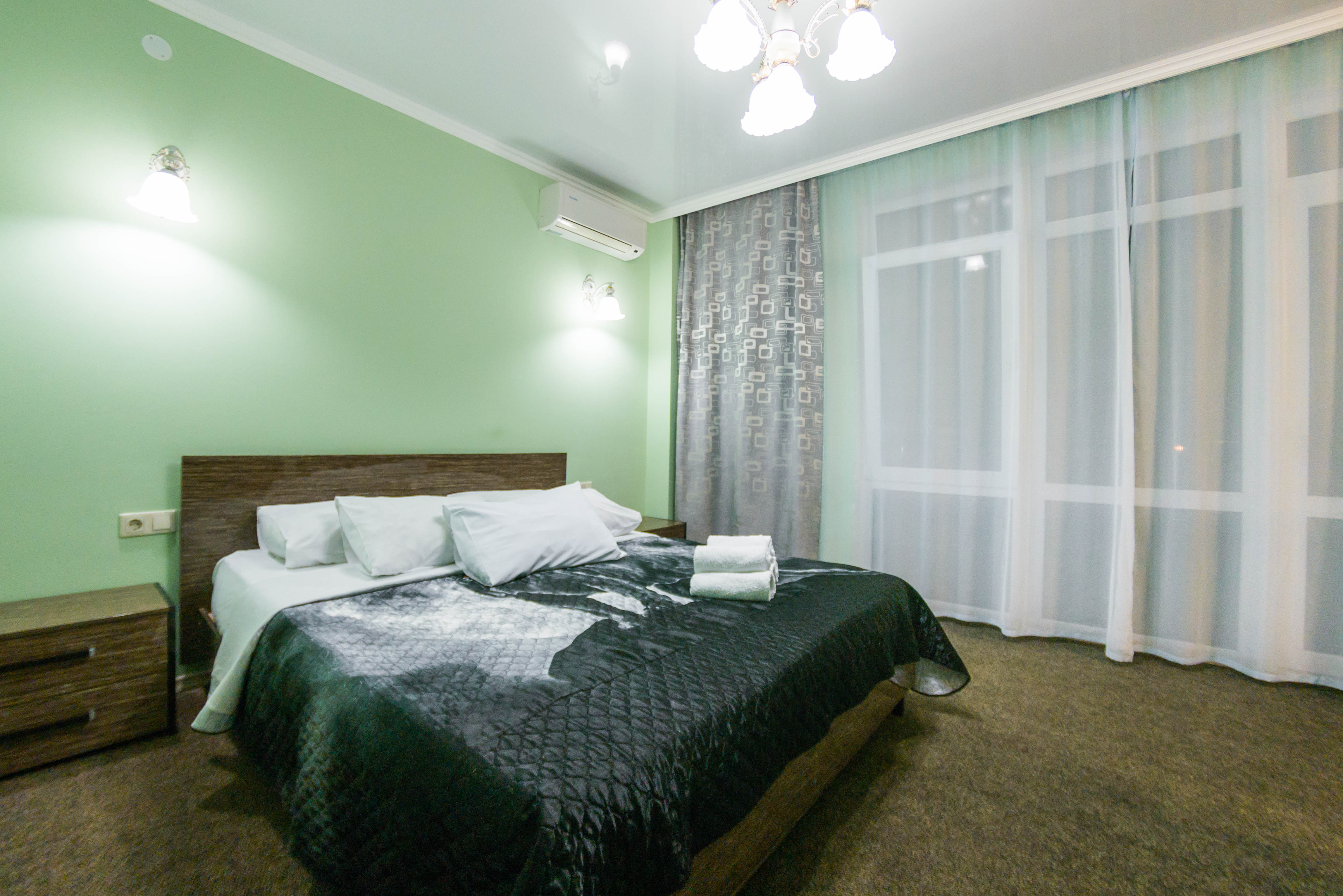 Четырехместный номер с балконом