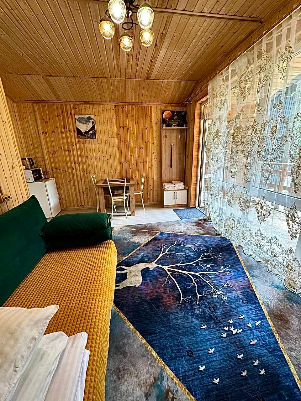 Дом с видом на лес