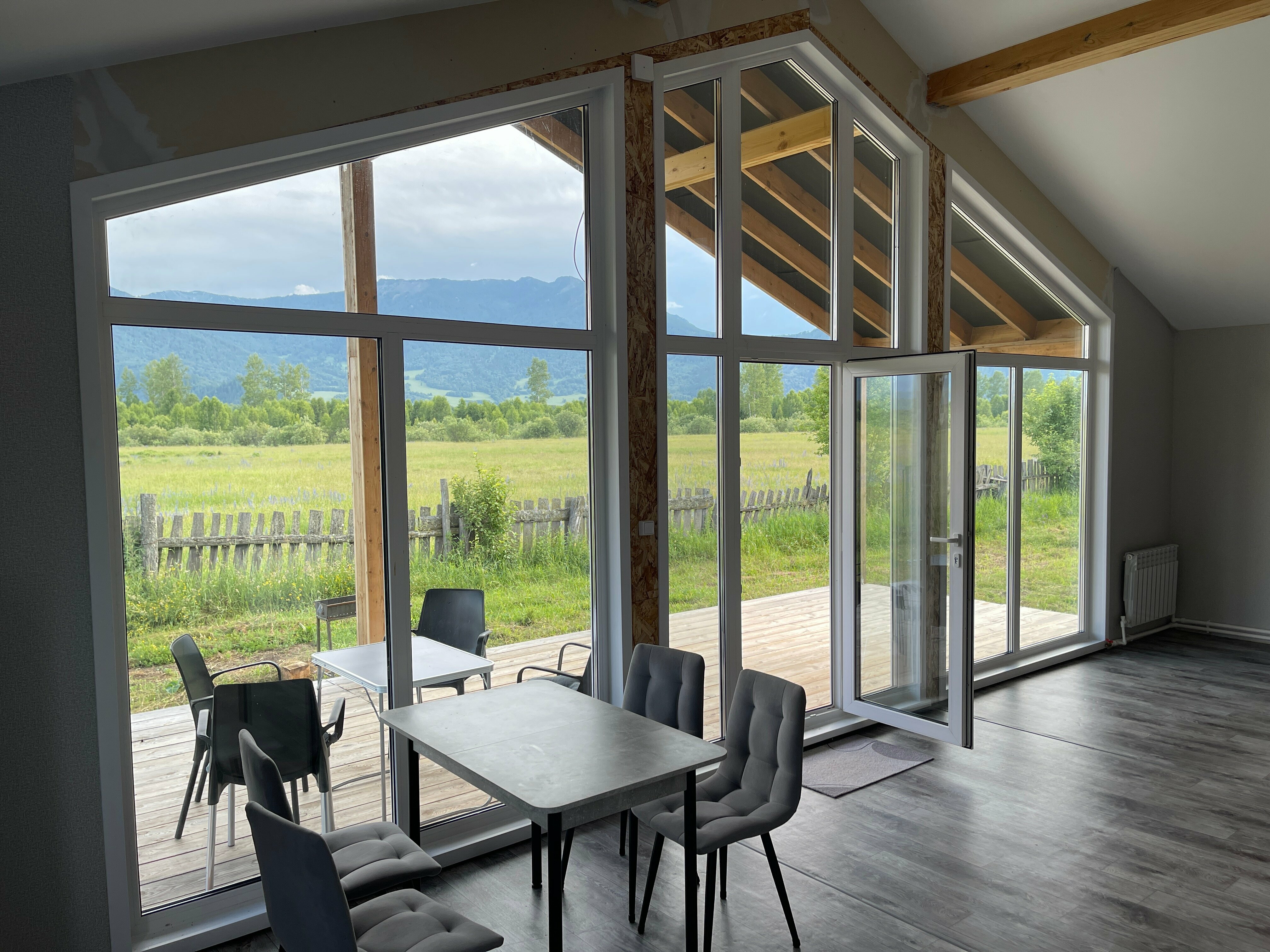 Коттедж с видом на горы