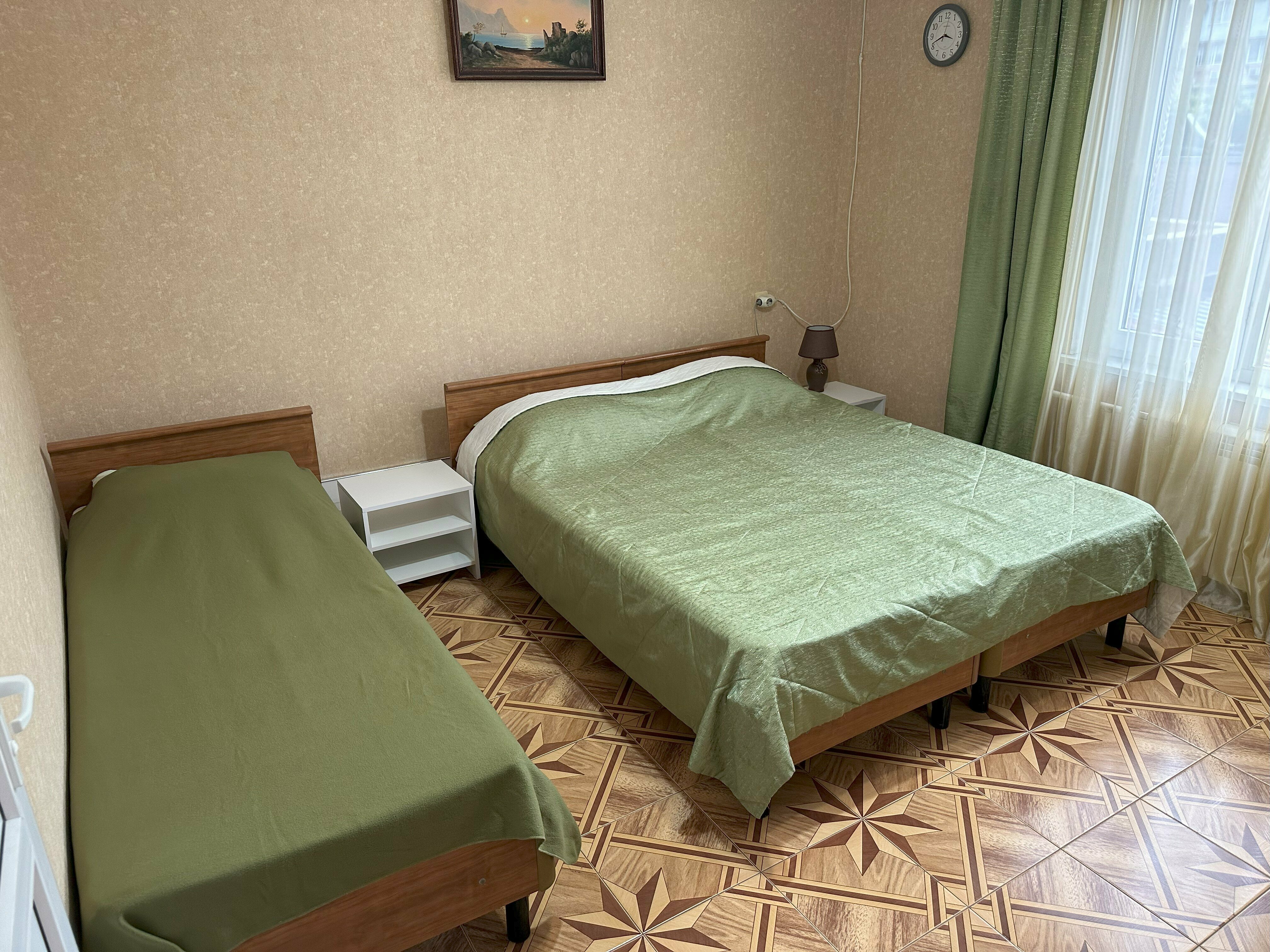 Стандартный трехместный номер