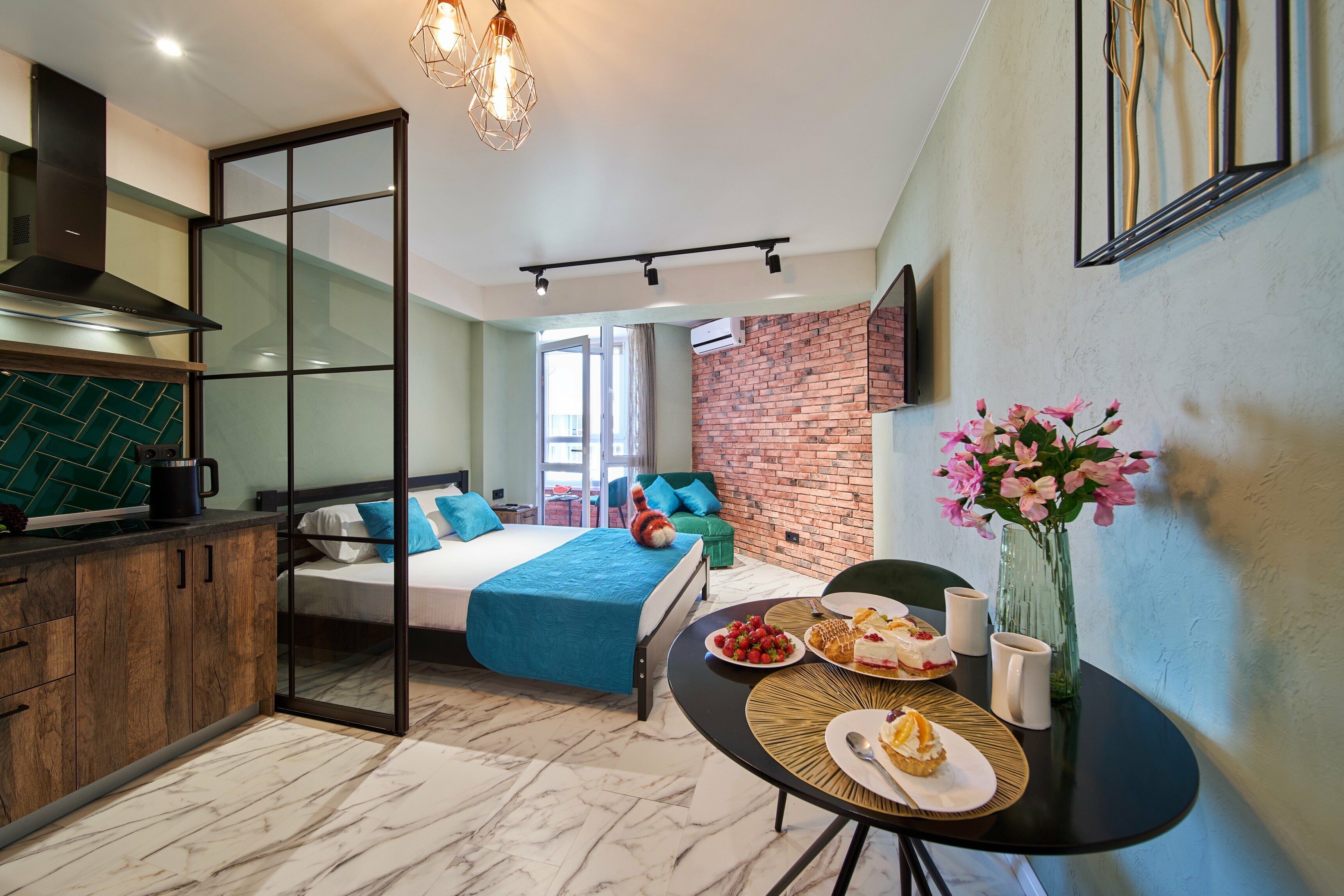 Делюкс студио "Изумительный"