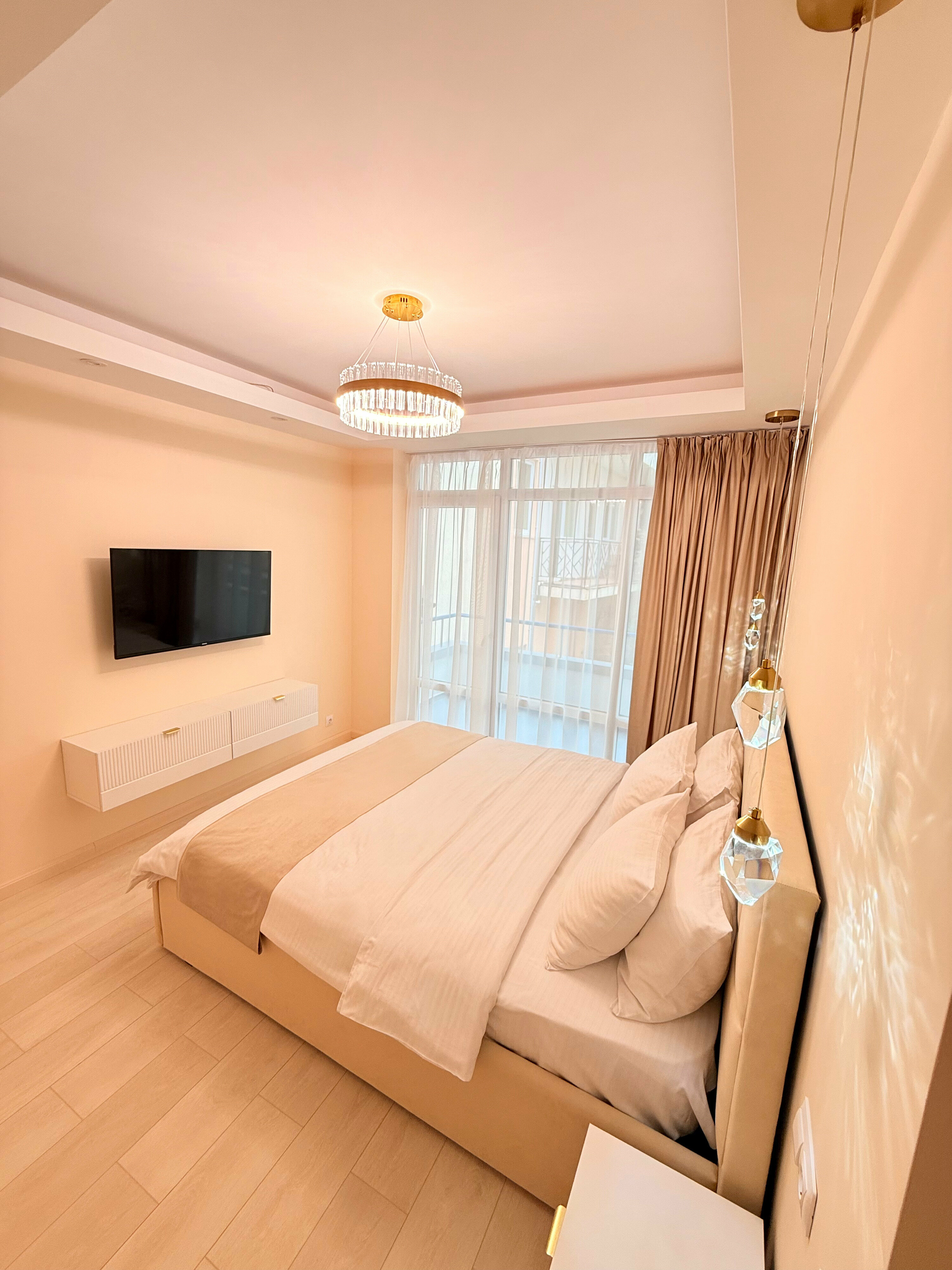 Улучшенный люкс