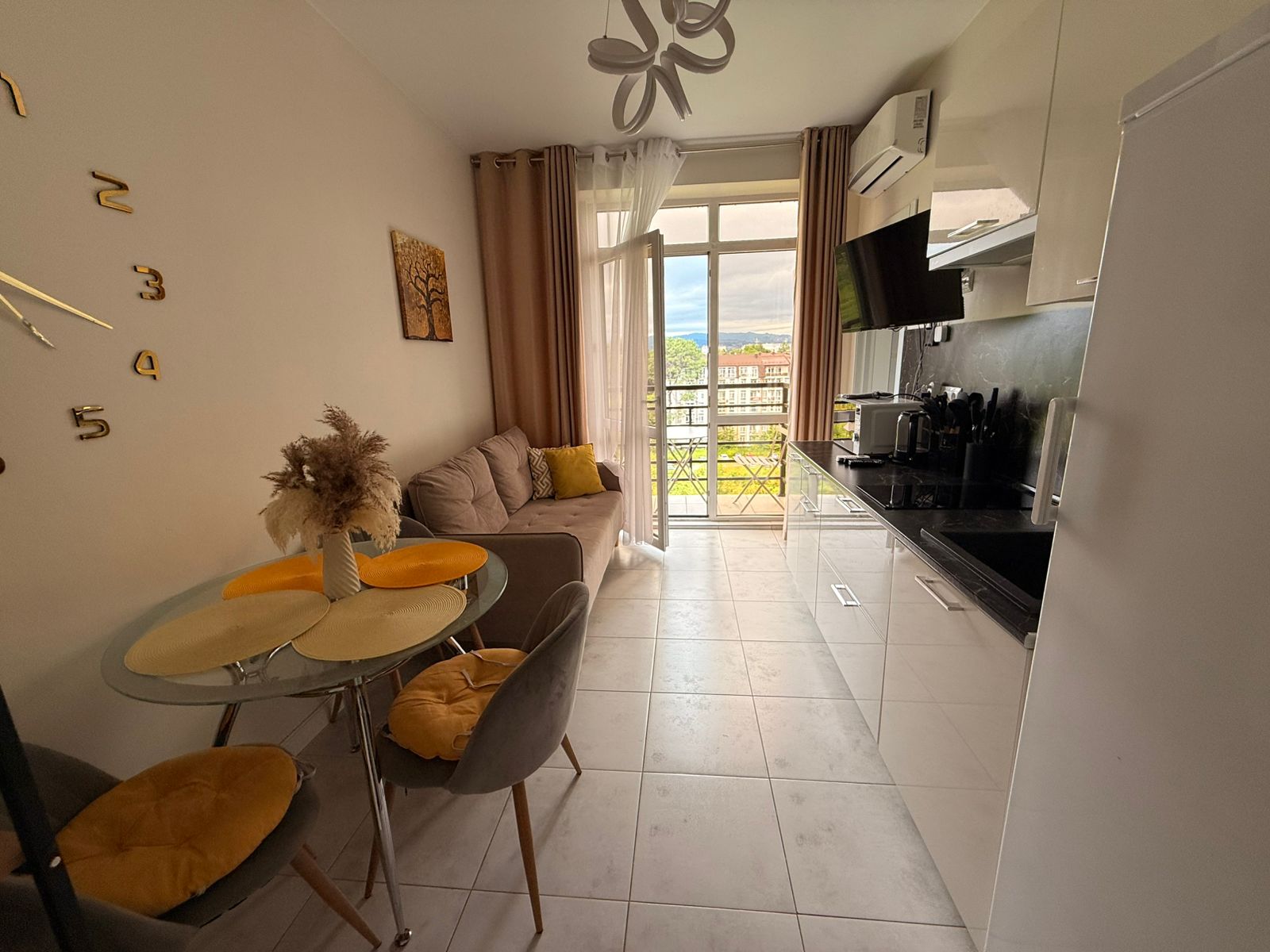 Апартаменты с видом на горы