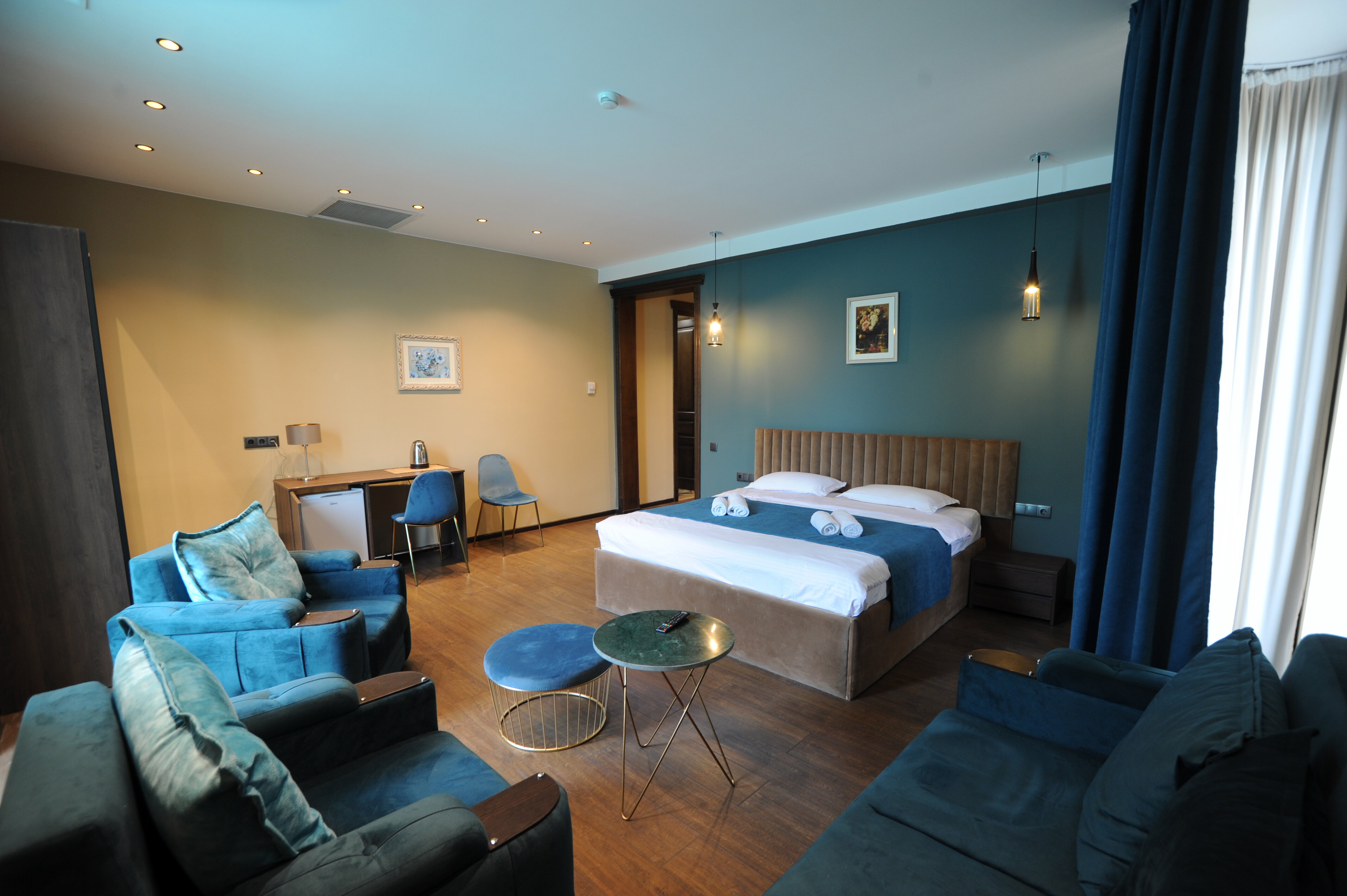 Люкс с балконом