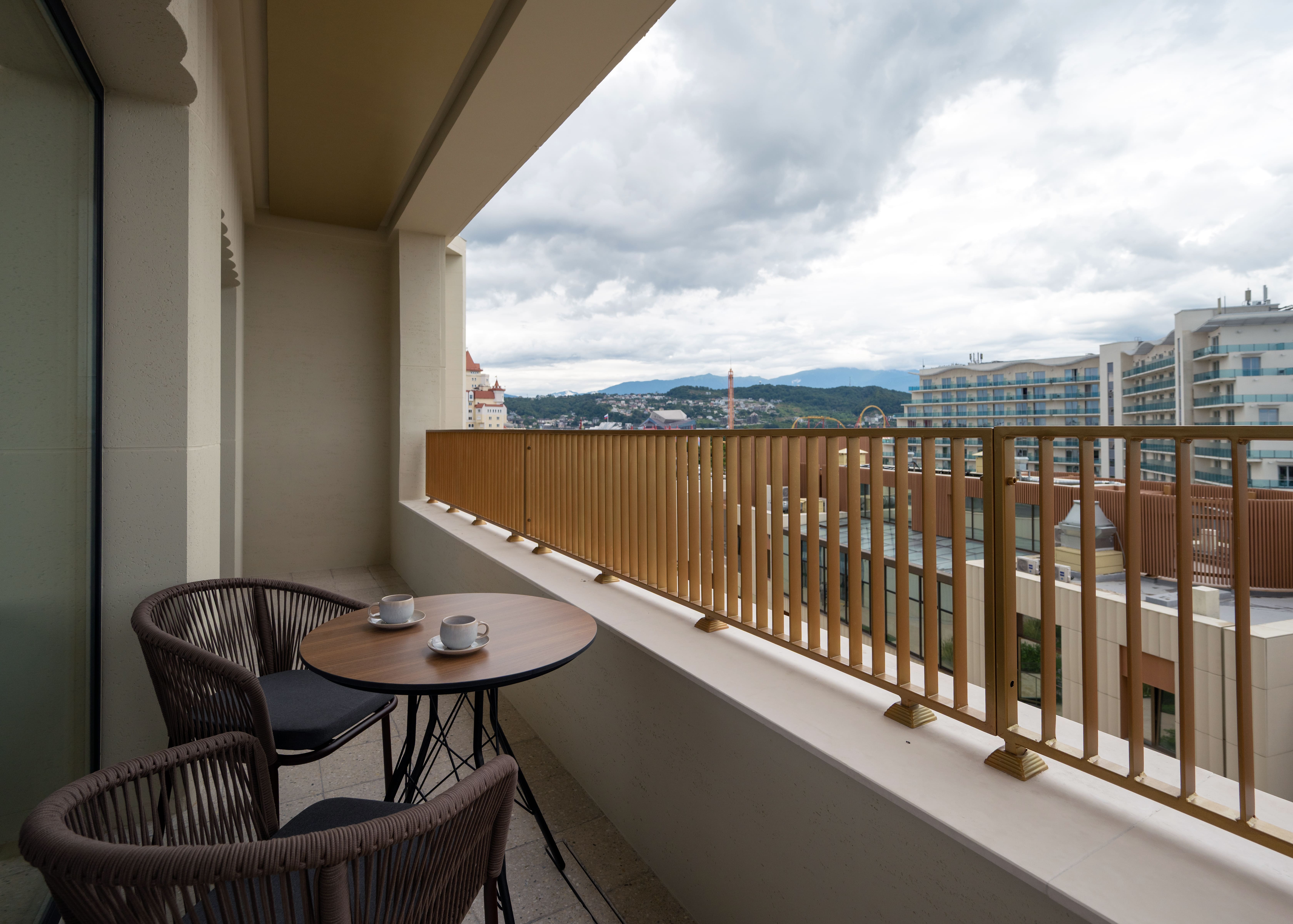 Четырехместный номер с видом на горы