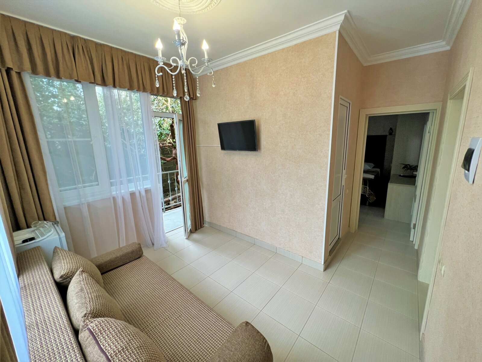 Четырехместный номер с балконом