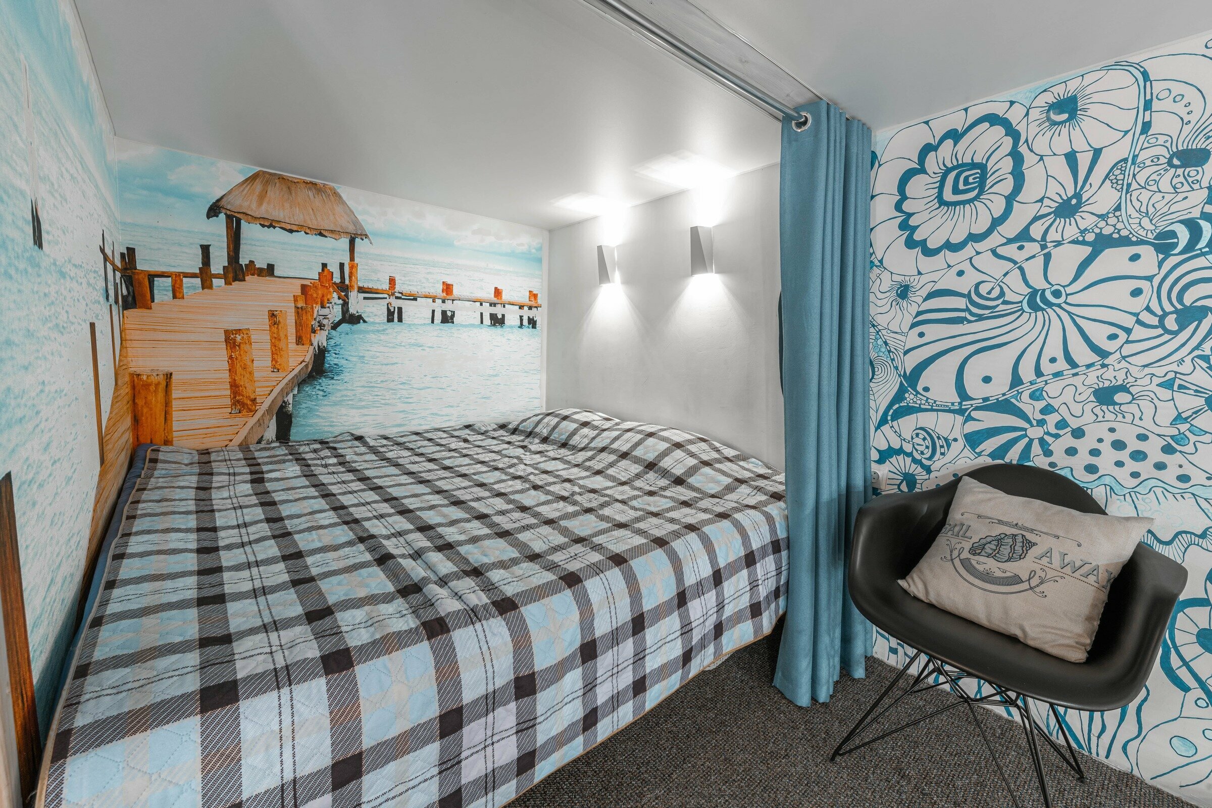 Двухуровневый номер-студия