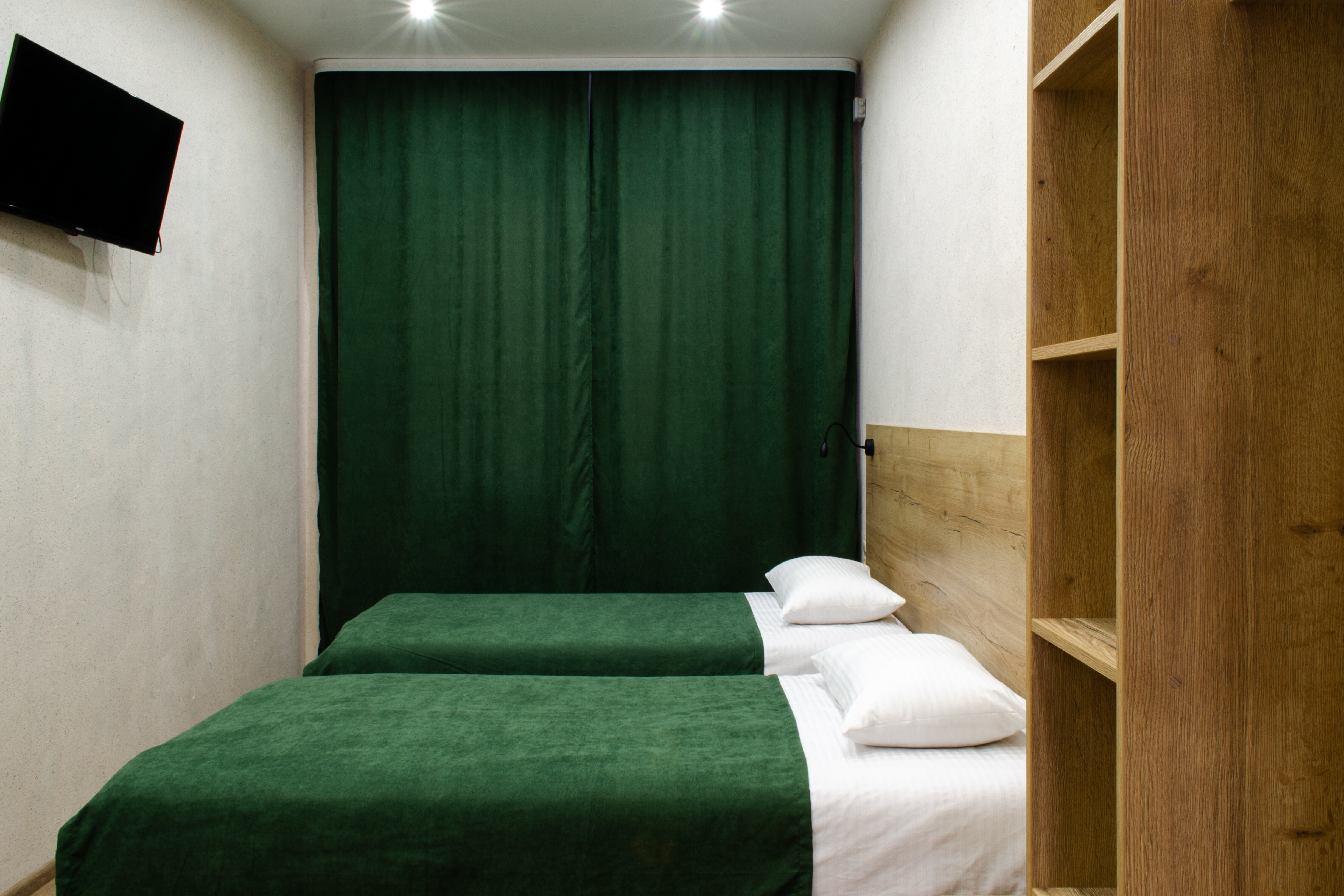 Студия 1с 2-местная