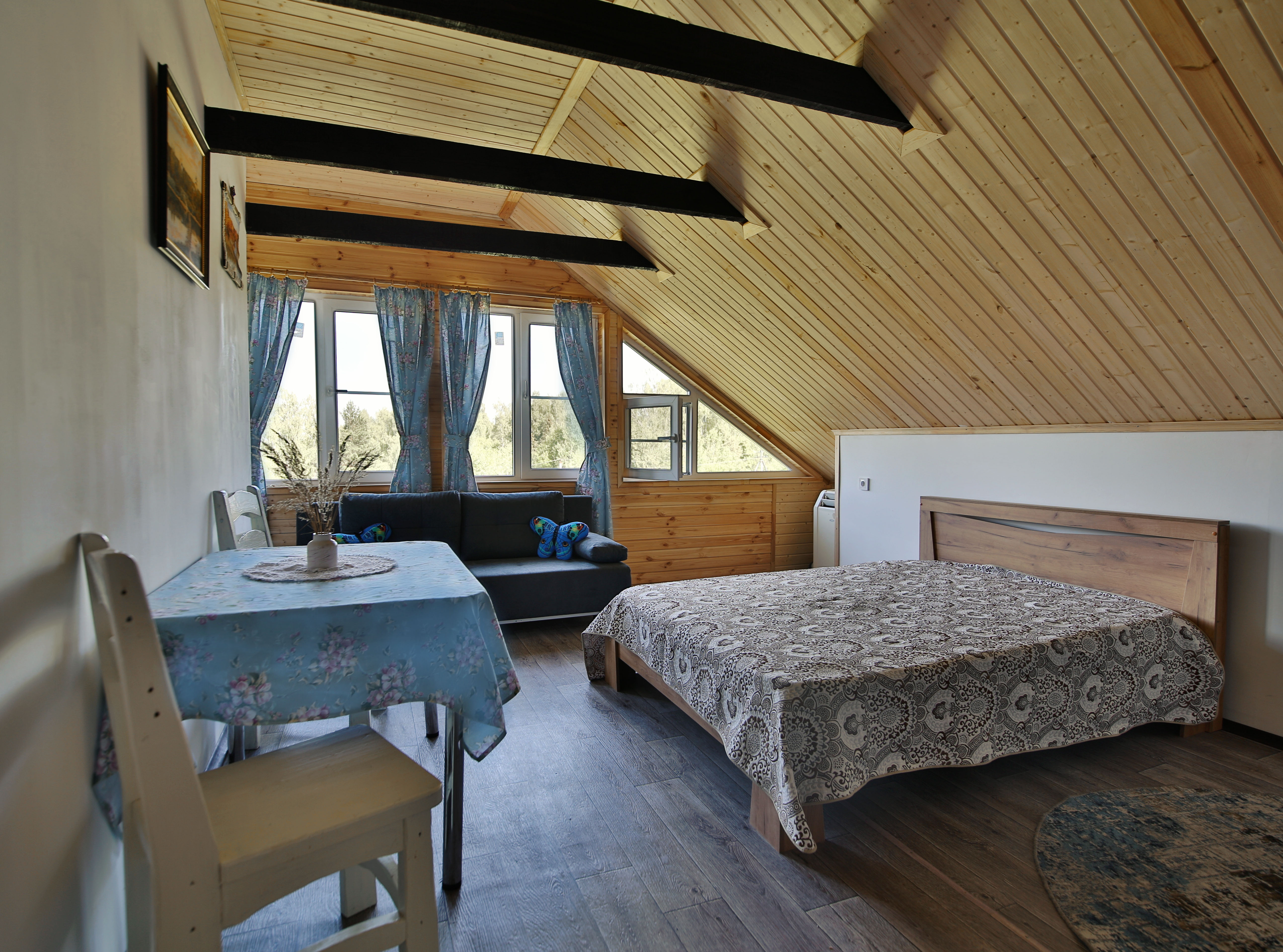 Двухместный номер с 2 двуспальными кроватями