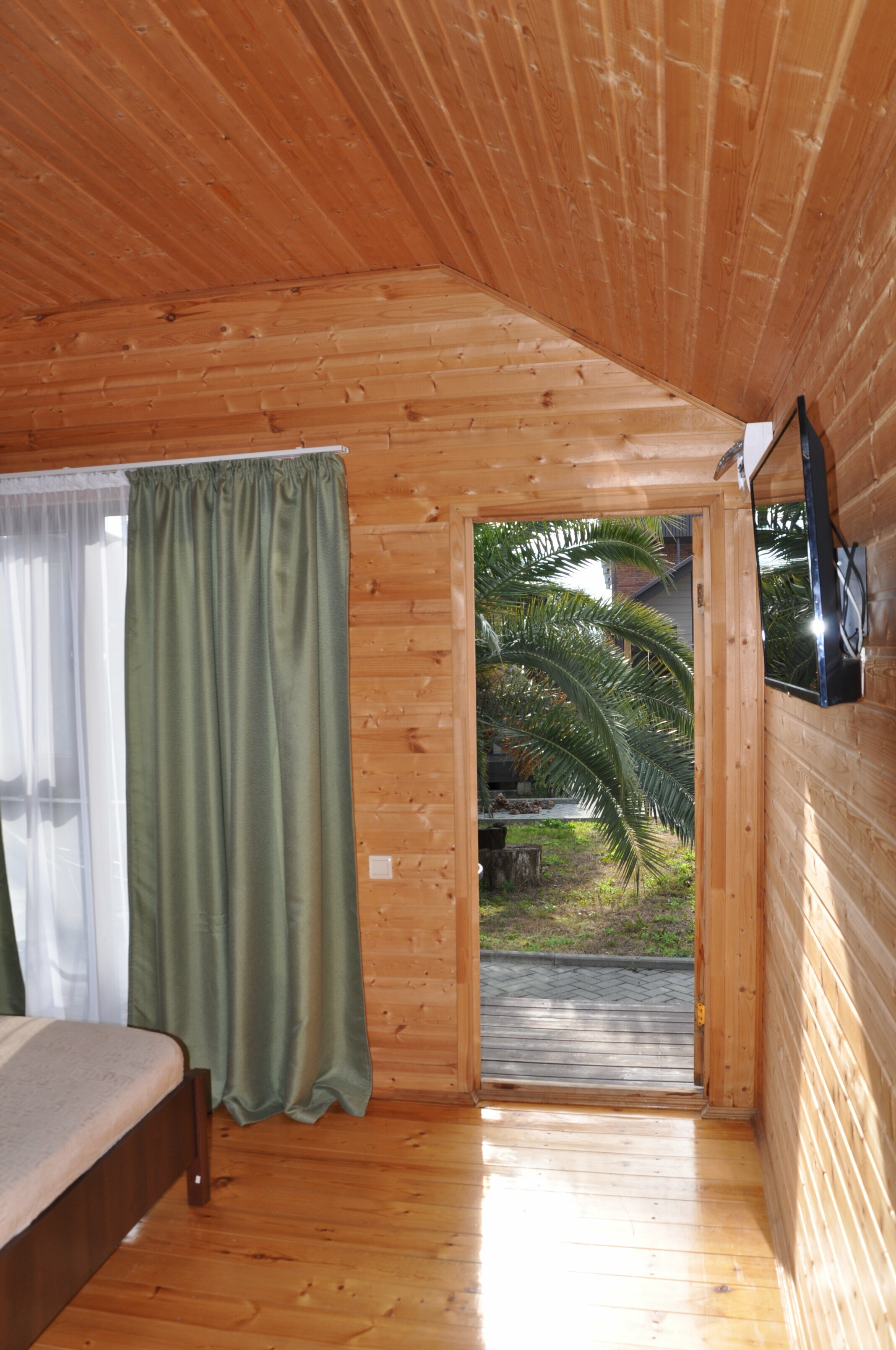 Двухместный номер с 2 отдельными кроватями и балконом