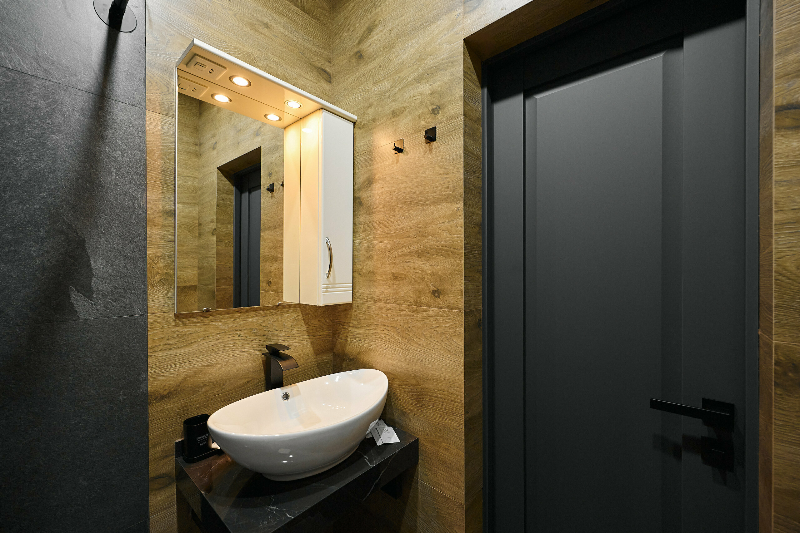 Делюкс 2 корпус