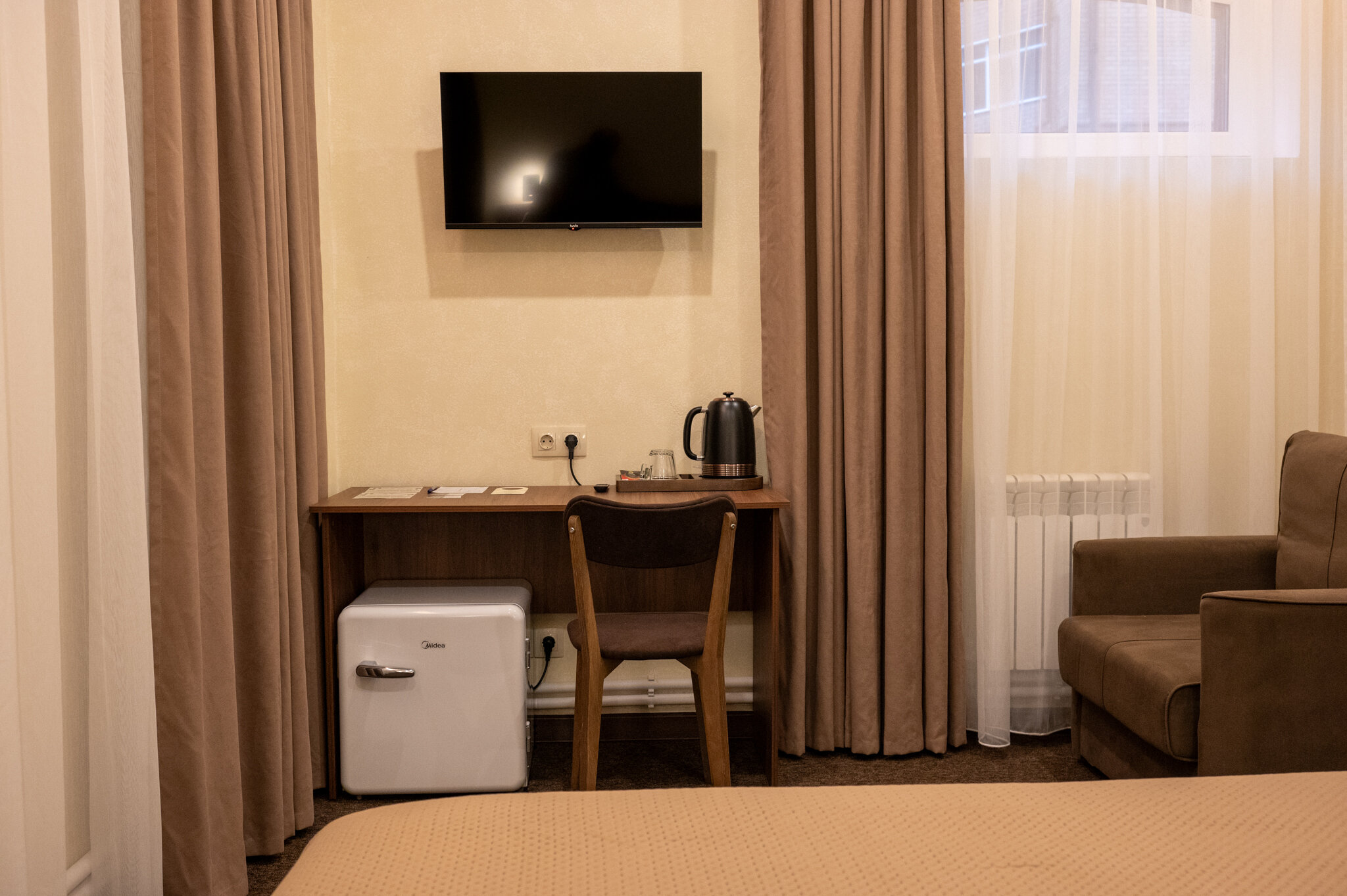 Де люкс (цоколь)