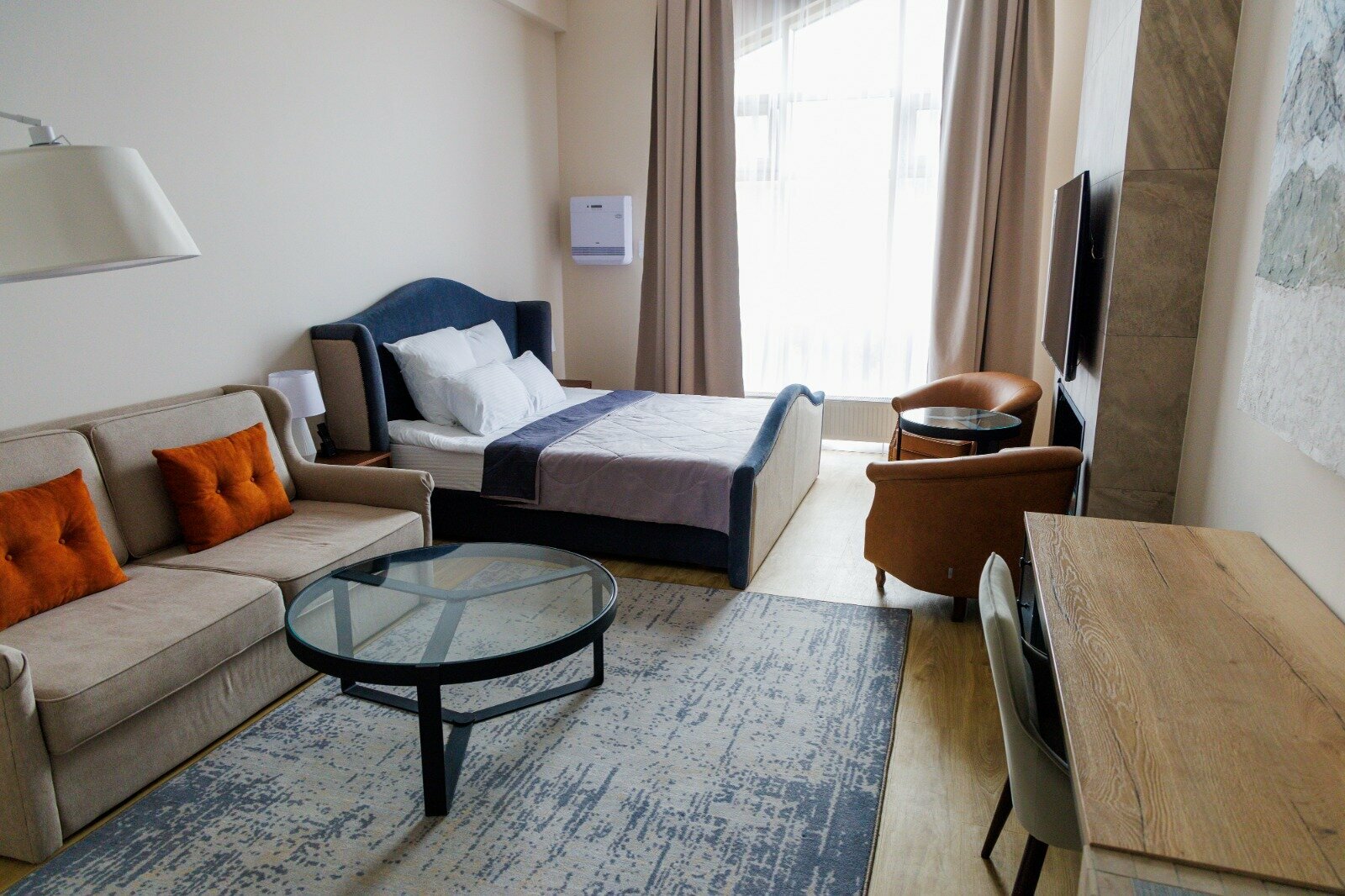 Улучшенный номер с кроватью размера «king-size» или 2 отдельными кроватями