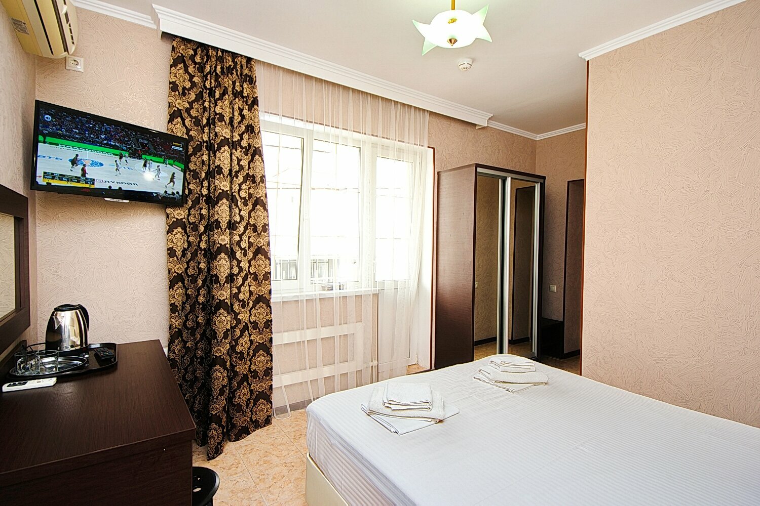 Двухместный номер  балконом