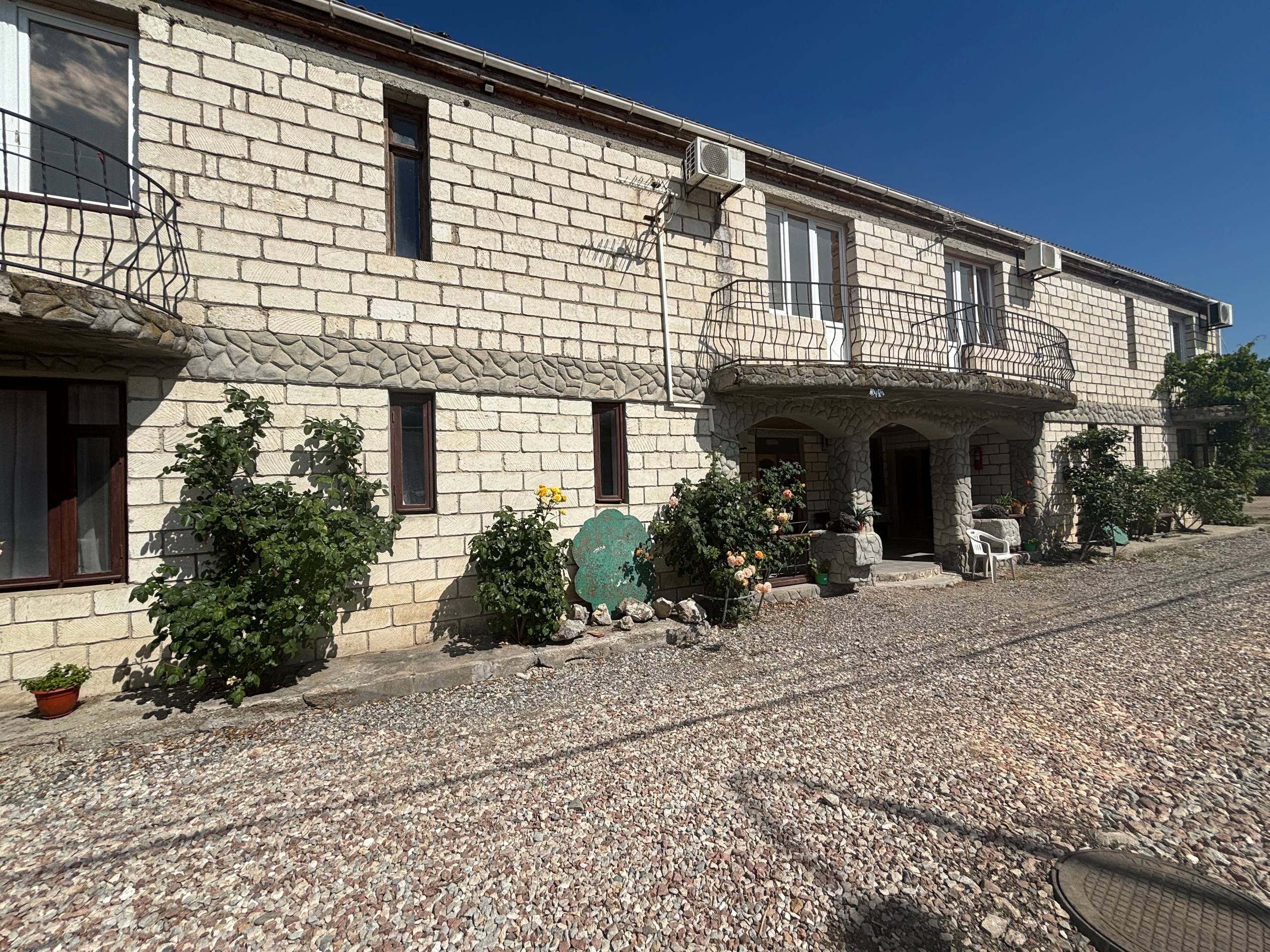 эконом трехместный с общей ванной комнатой