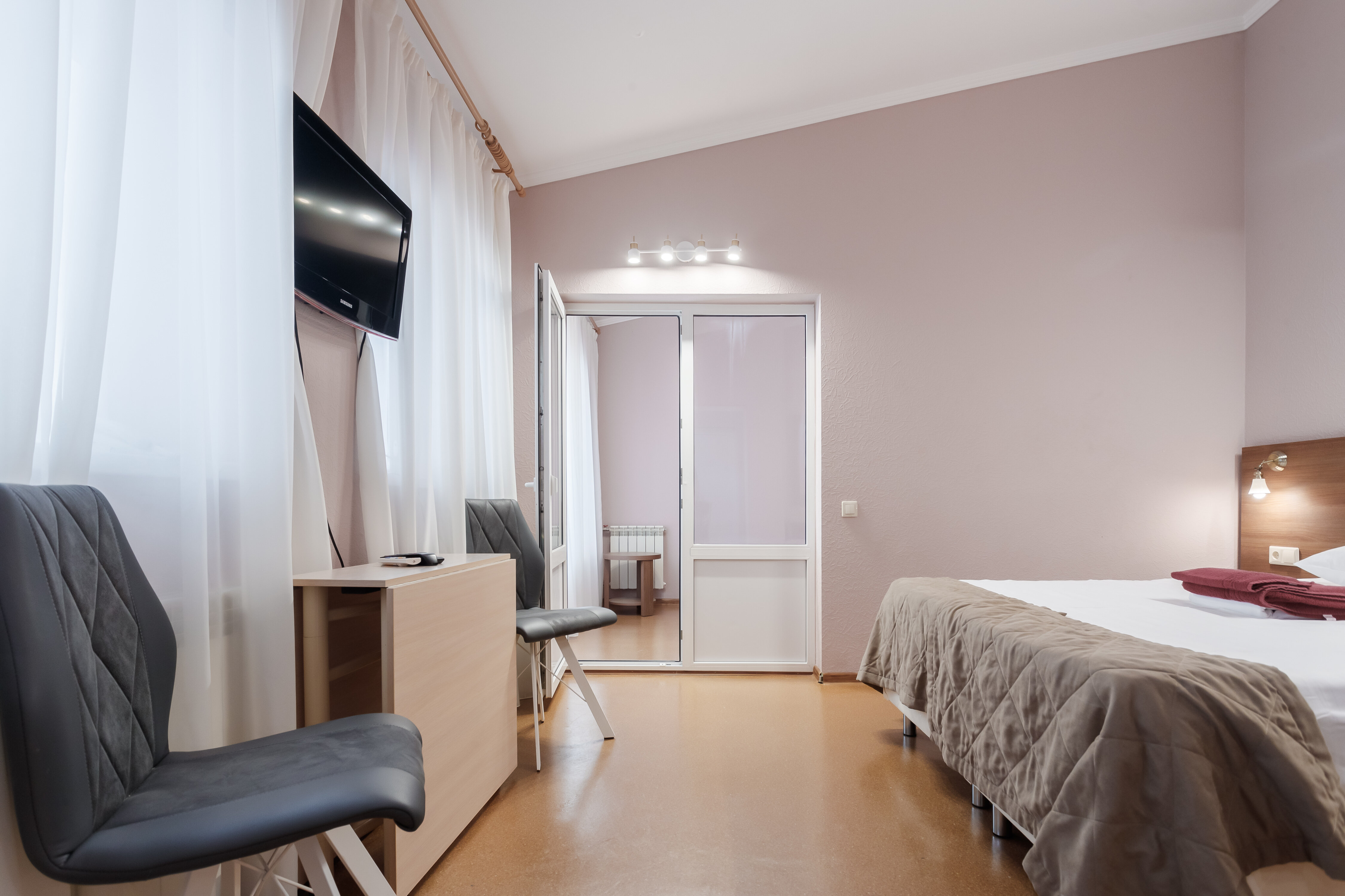 Стандартный номер у бассейна  (Корпус № 3-СПА)