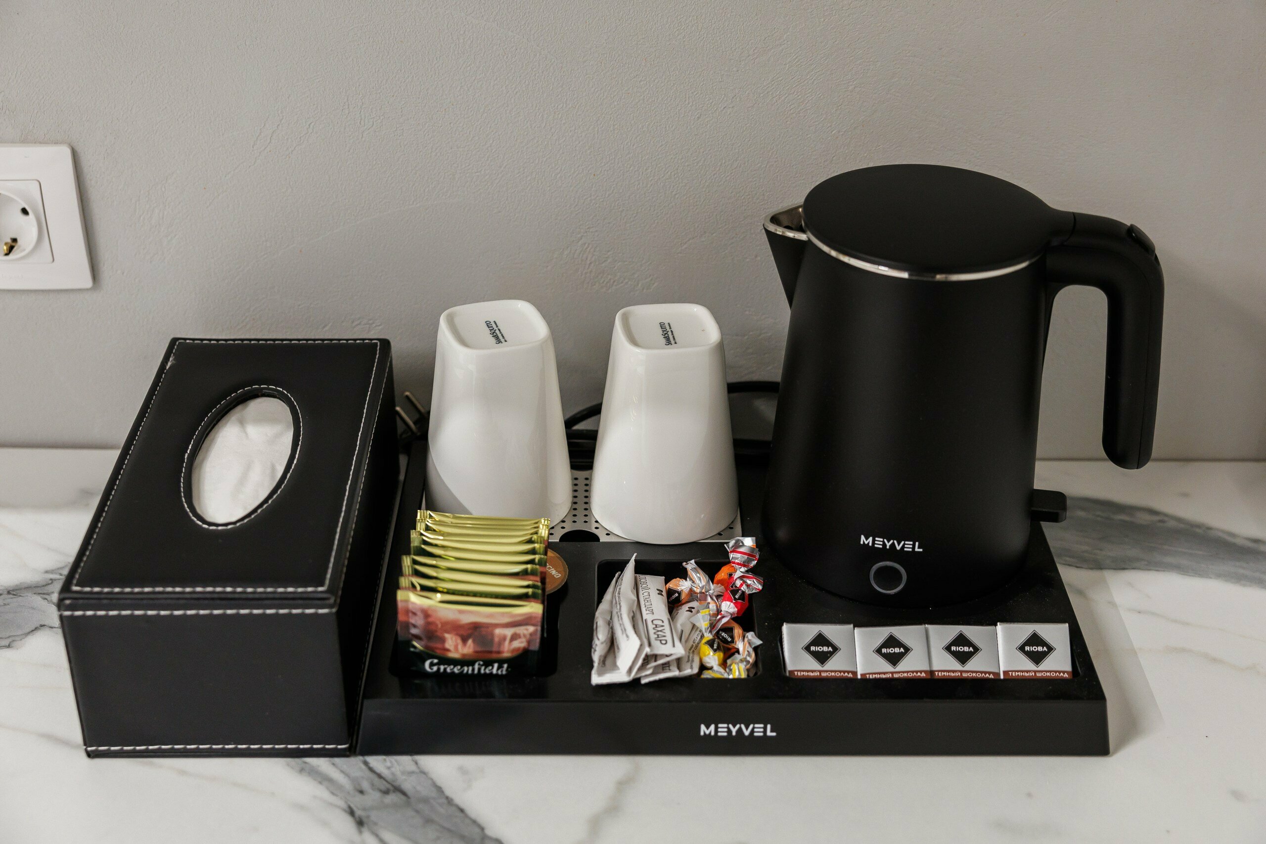 Двухместный номер  "Ван Гог" с видом на Казанский собор