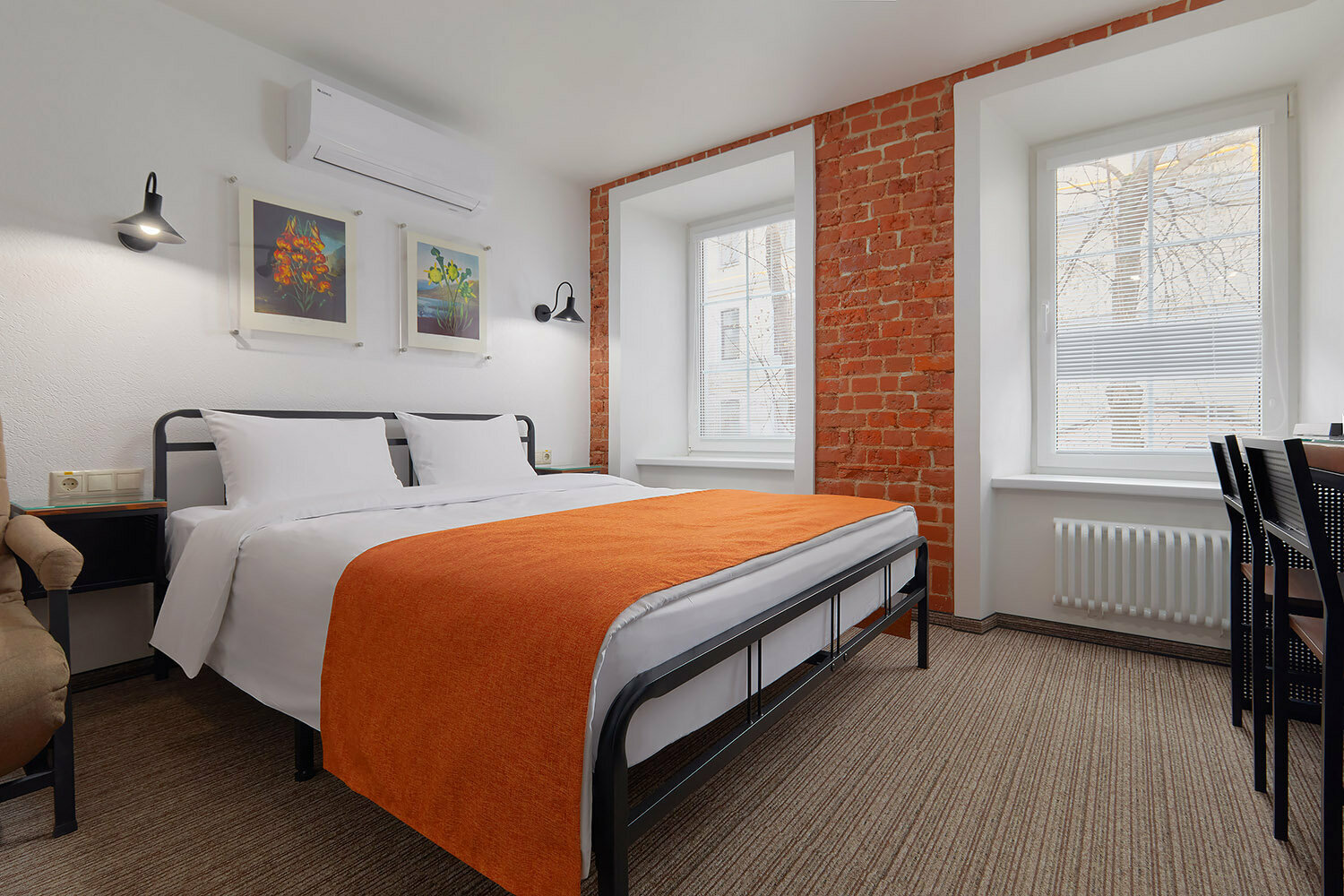 Улучшенный номер с кроватью размера «queen-size»