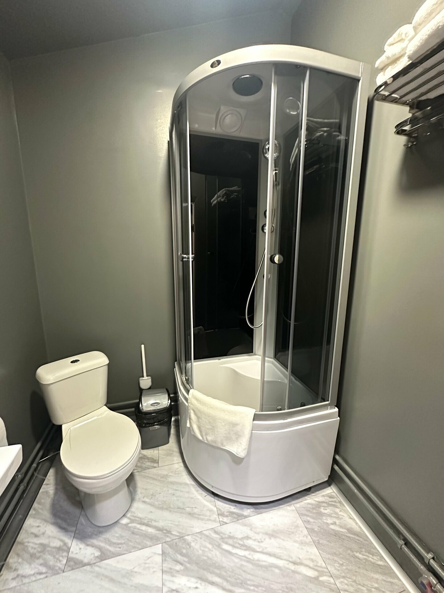 Стандартный двухместный номер (мансарда)