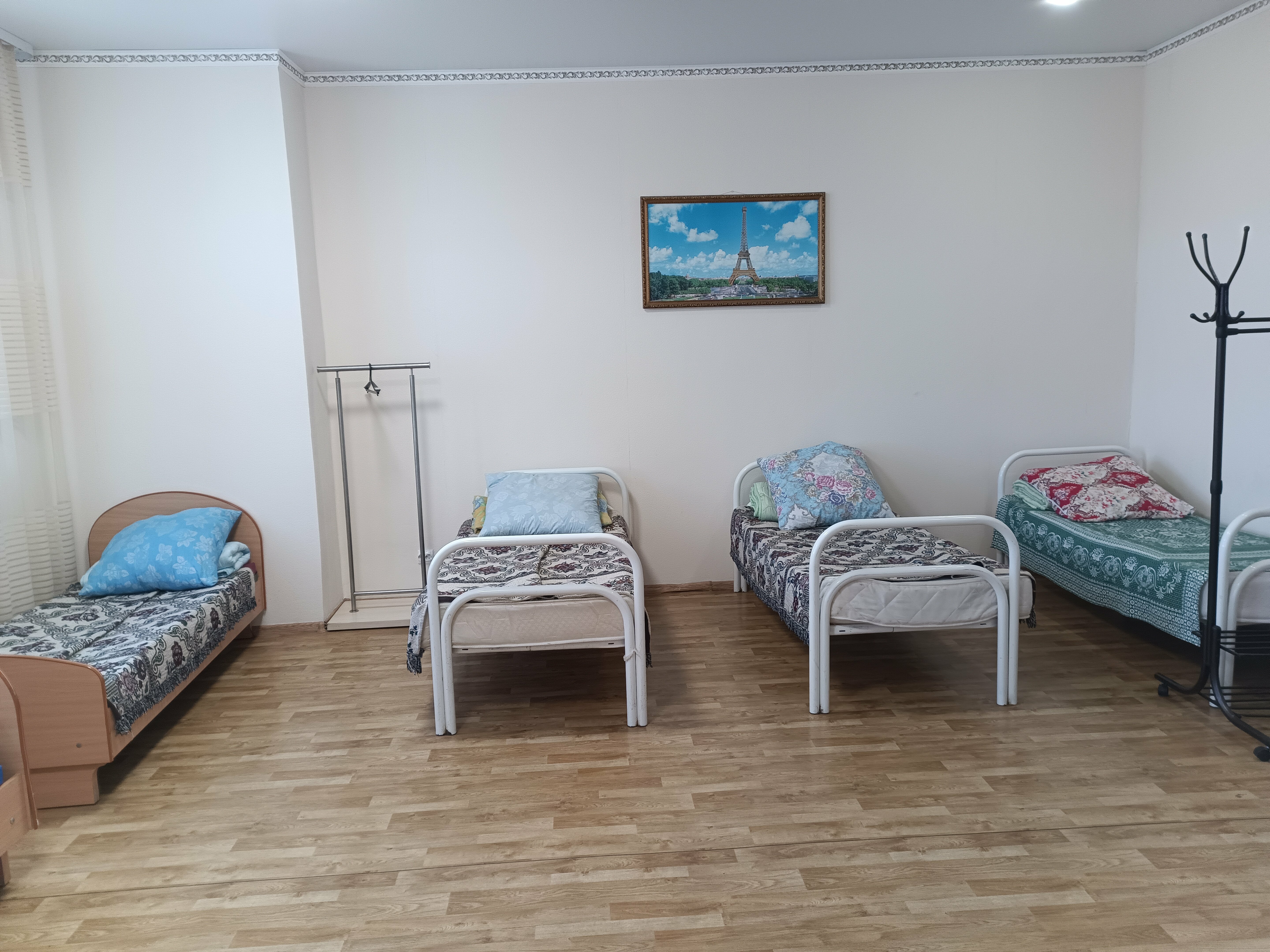 Общий 6-местный номер для мужчин и женщин