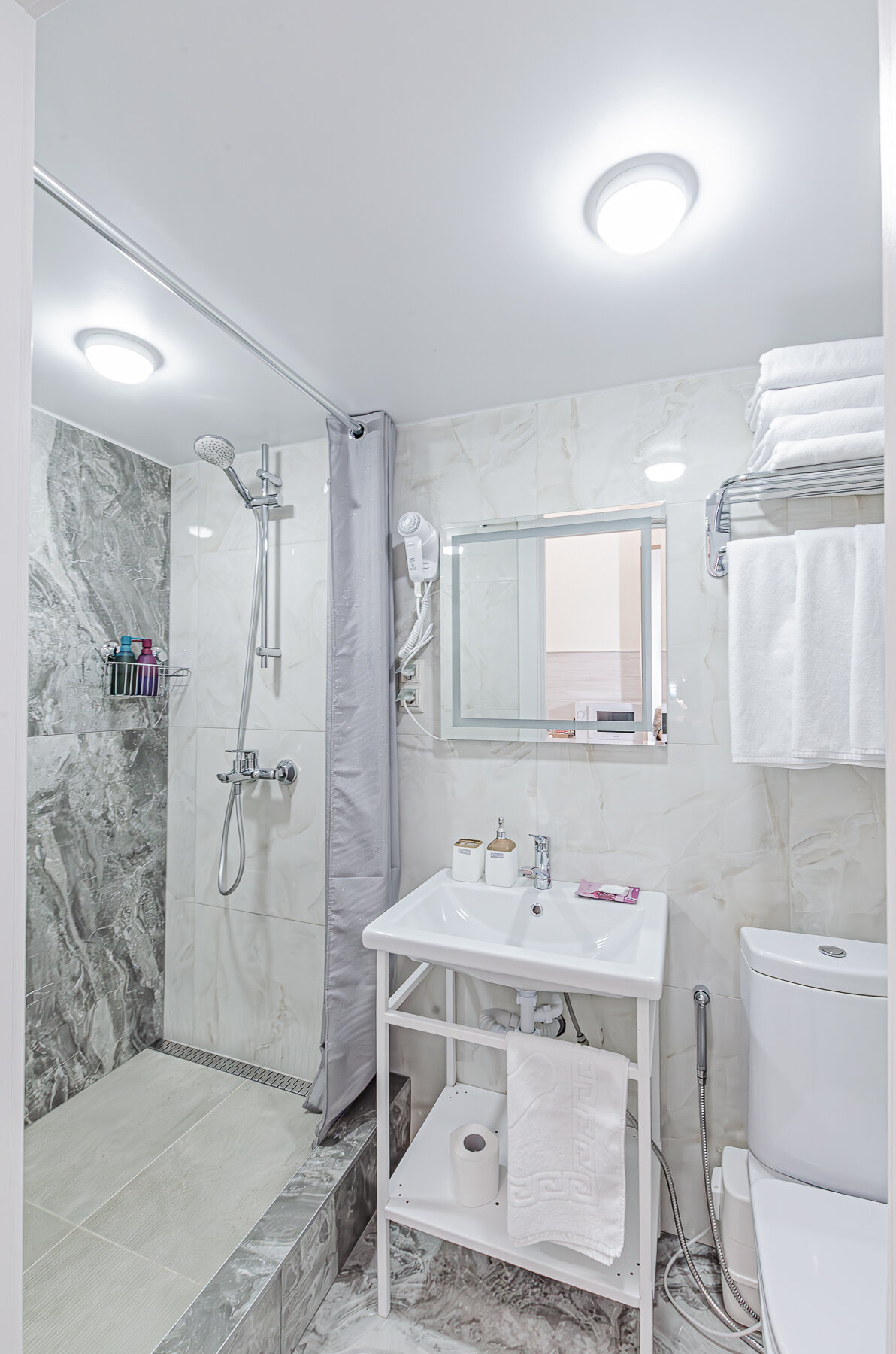 Двухуровневый номер-студия