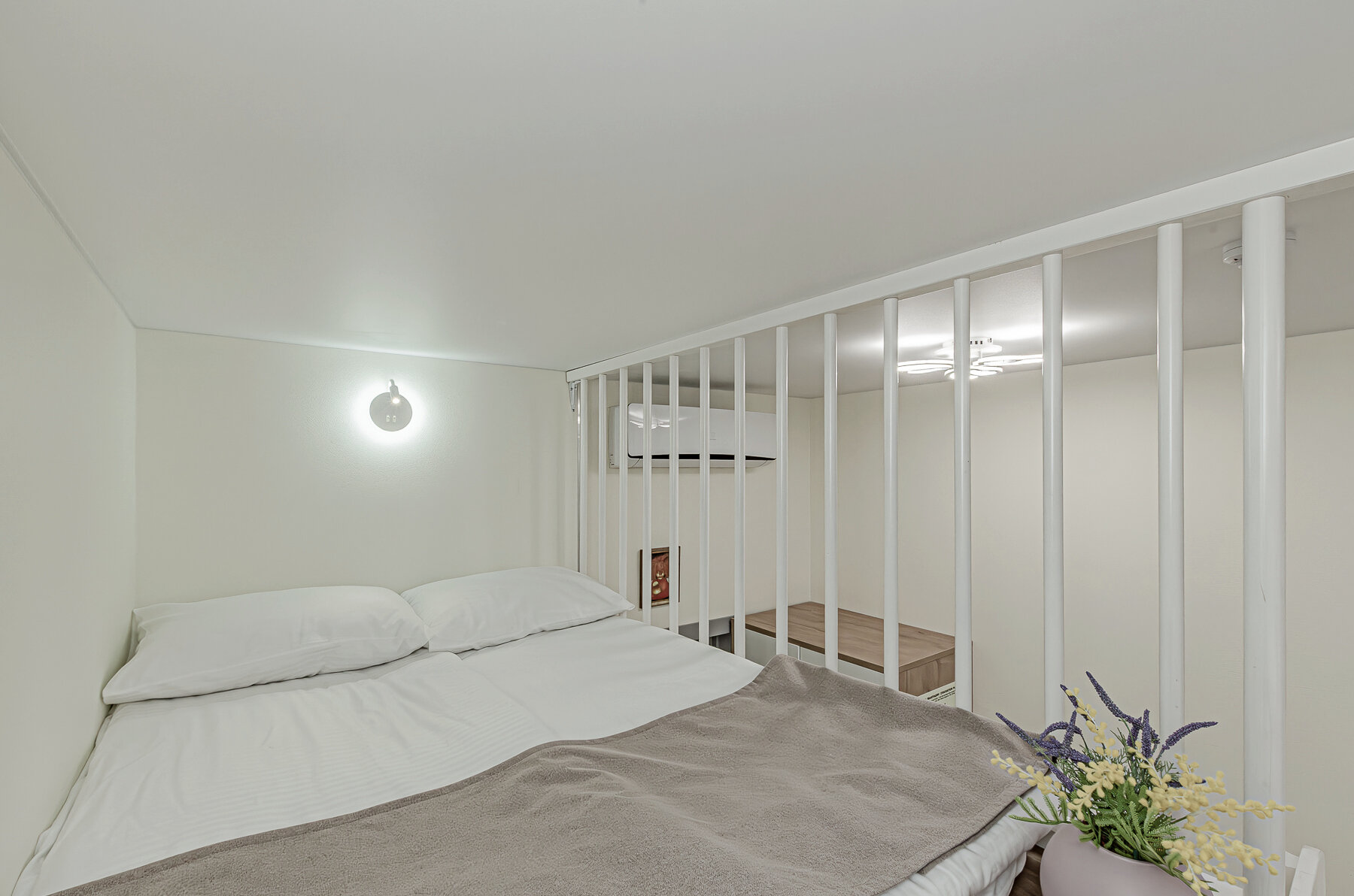 Двухуровневый номер-студия