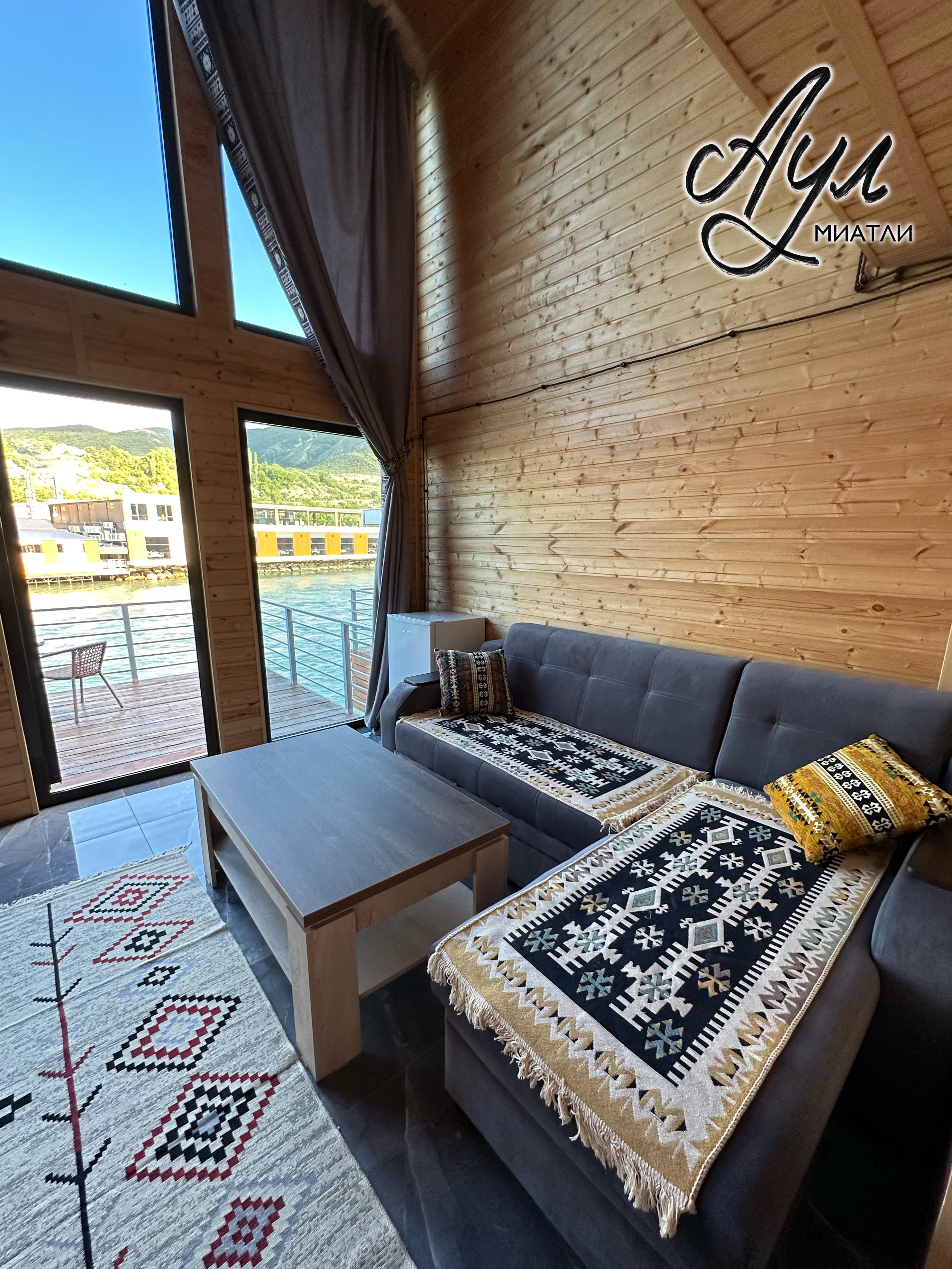 Коттедж с видом на Сулакский  каньон