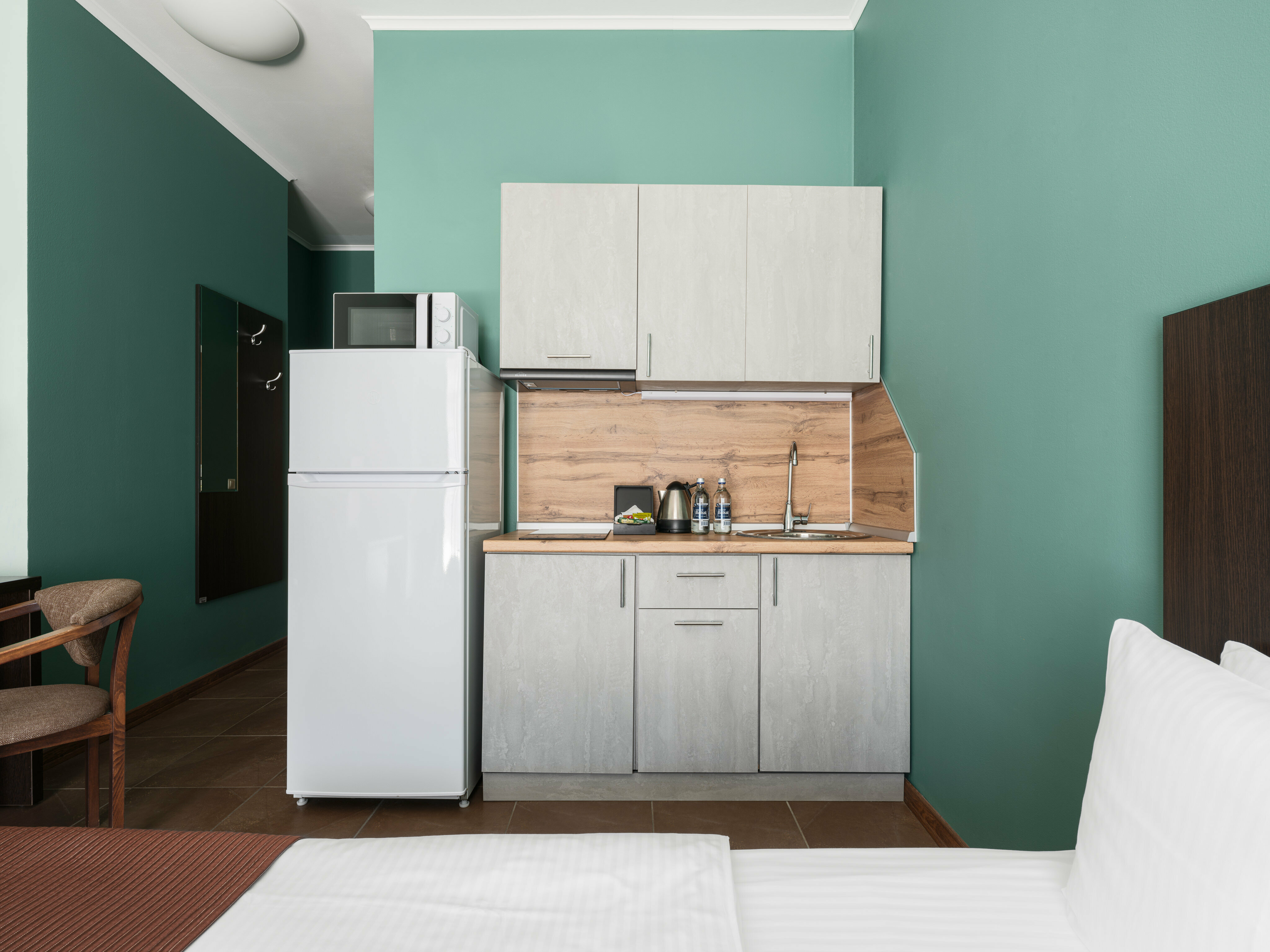 Стандарт 24 кв.м. c кухней | 1 большая кровать