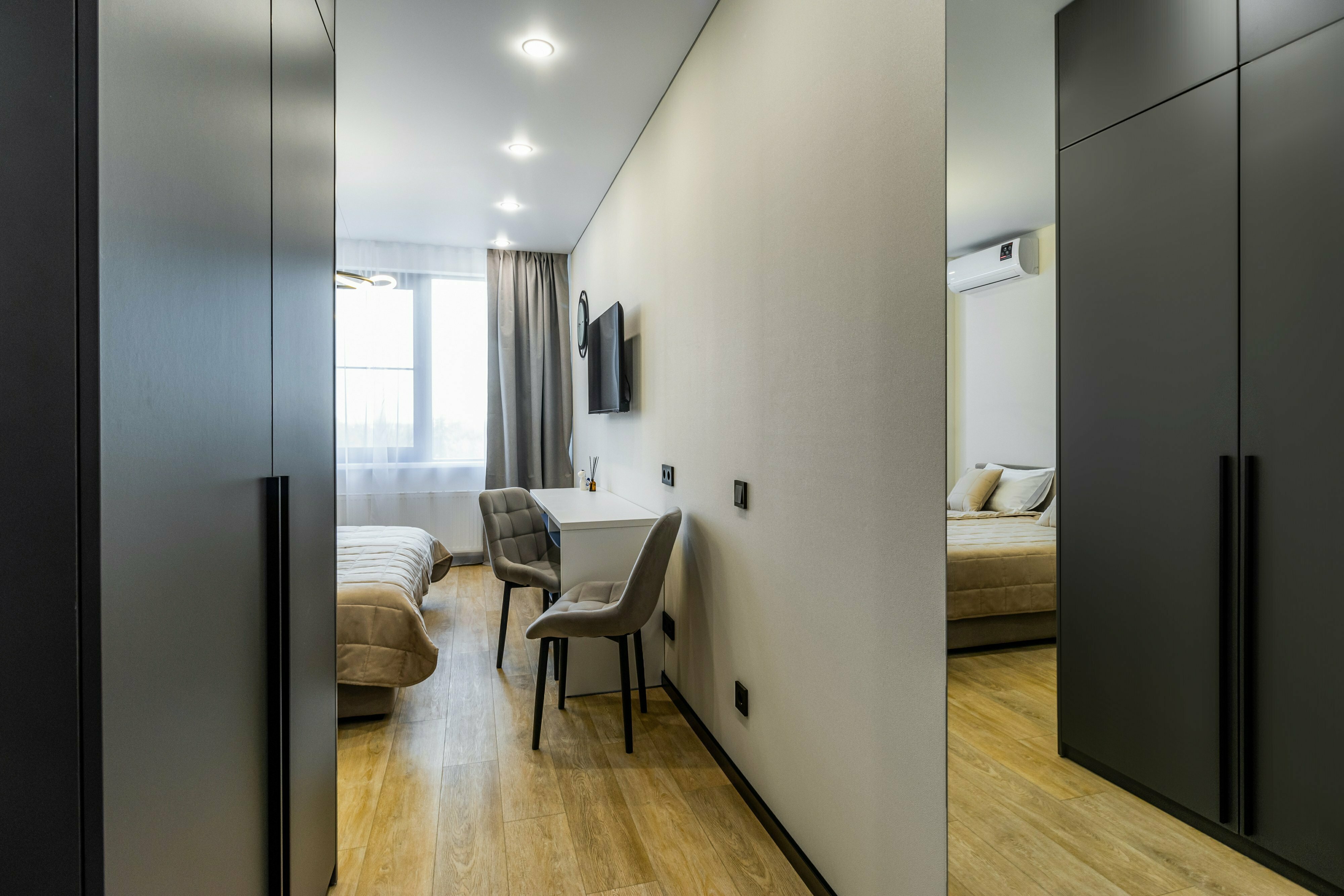 Студия Aurora с видом на город