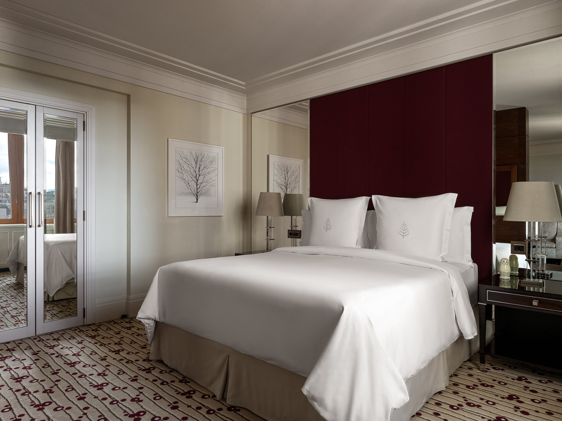 НОМЕР "ГРАНД ПРЕМЬЕР КИНГ"