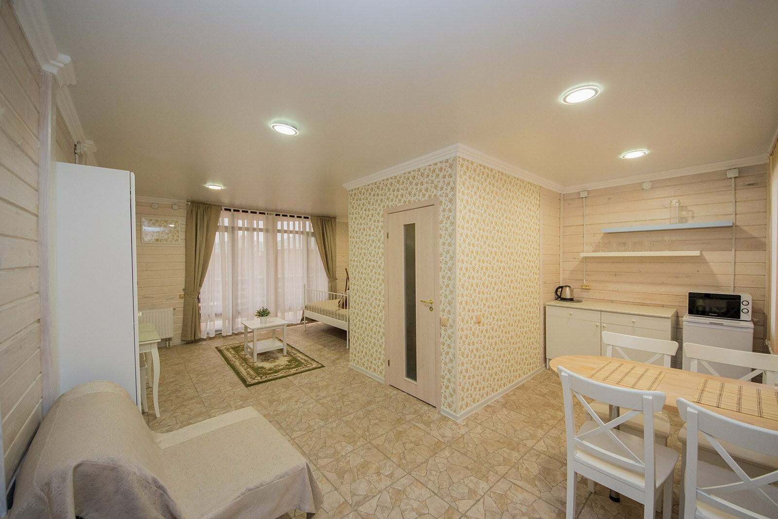 2+1 местный номер Евростандарт студия (деревянный коттедж)