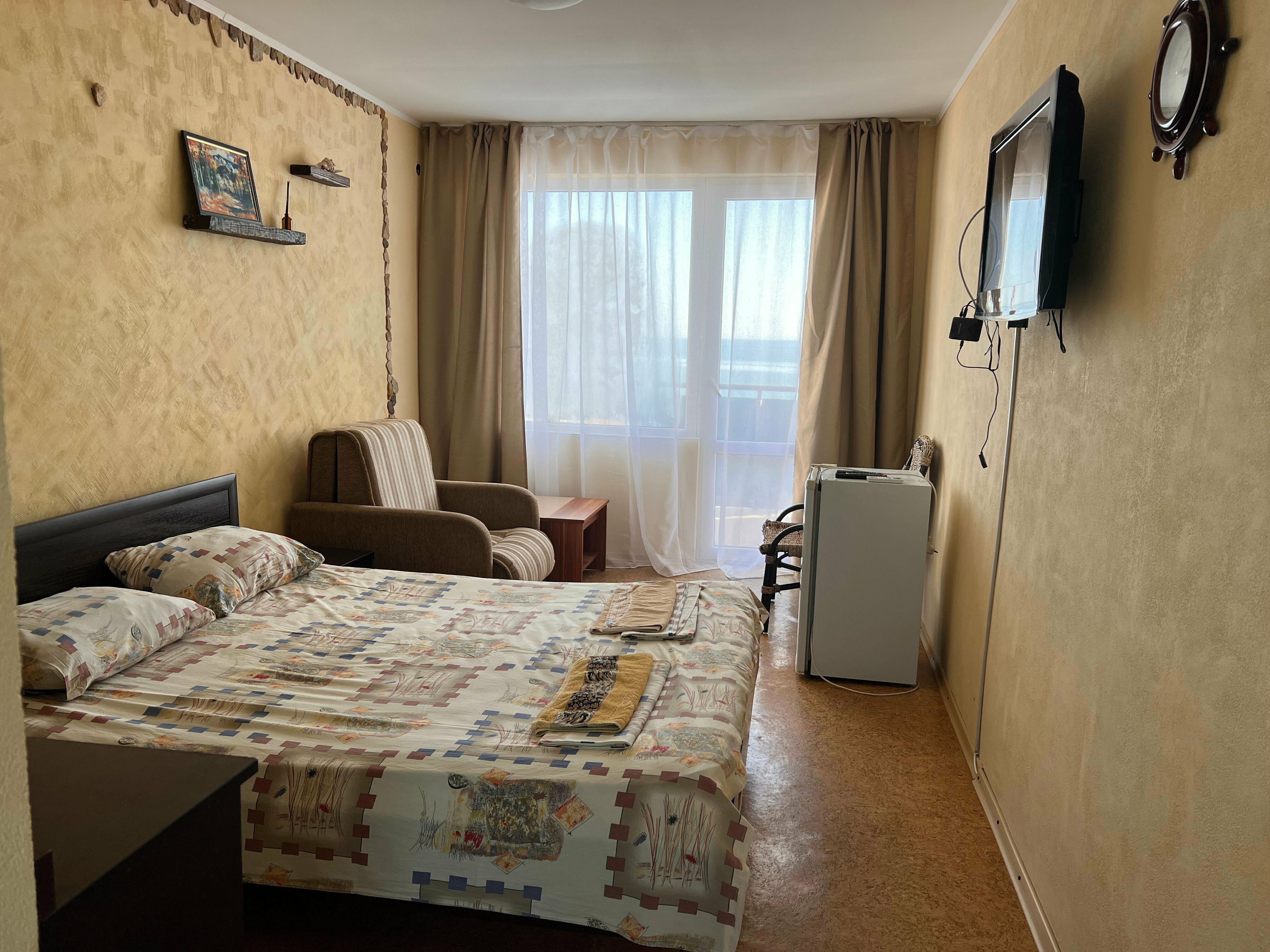 Трехместный номер с видом на море