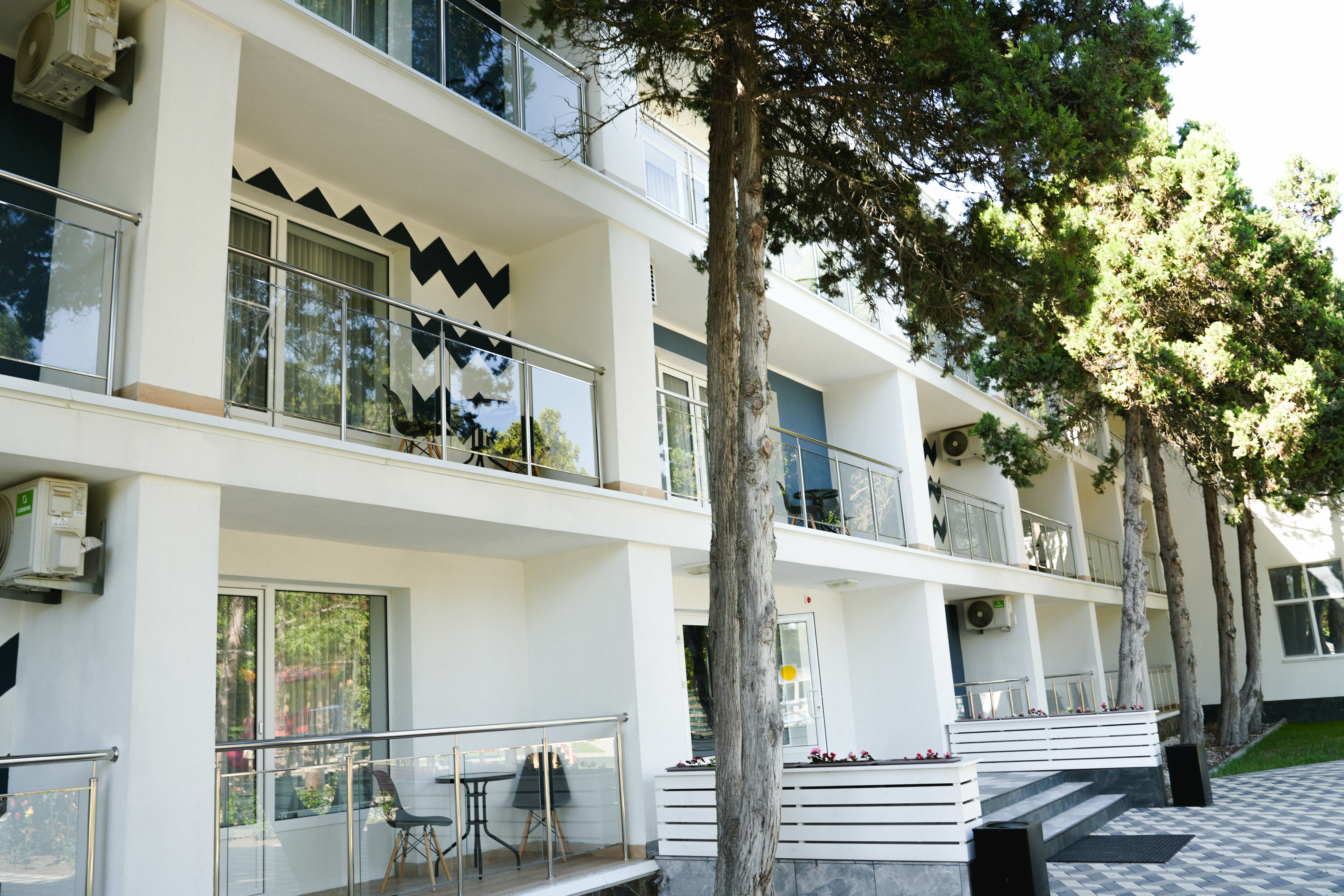 Стандарт семейный улучшенный с балконом (корпус Бетта)