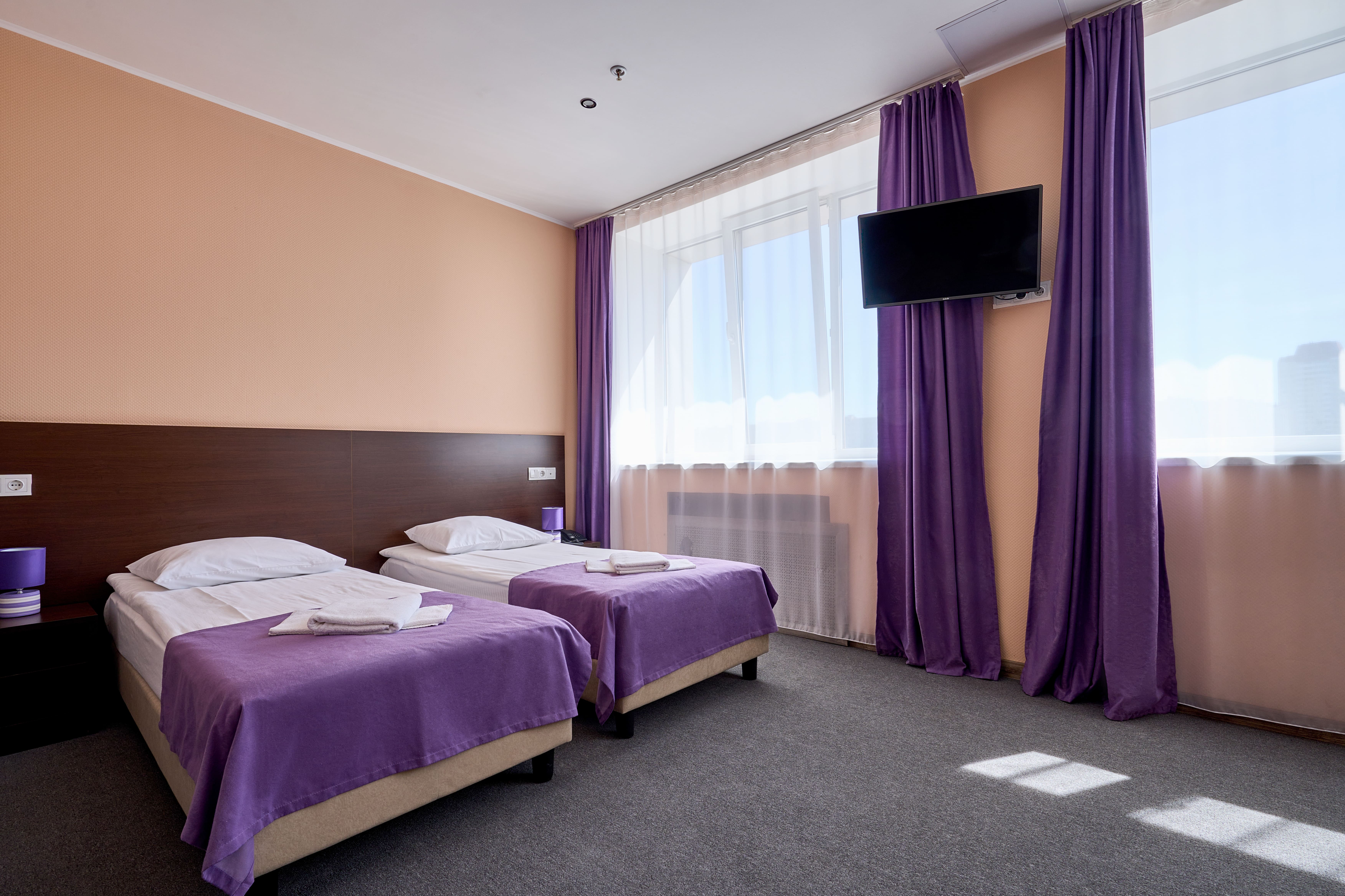 Улучшенный двухместный номер с 2 отдельными кроватями