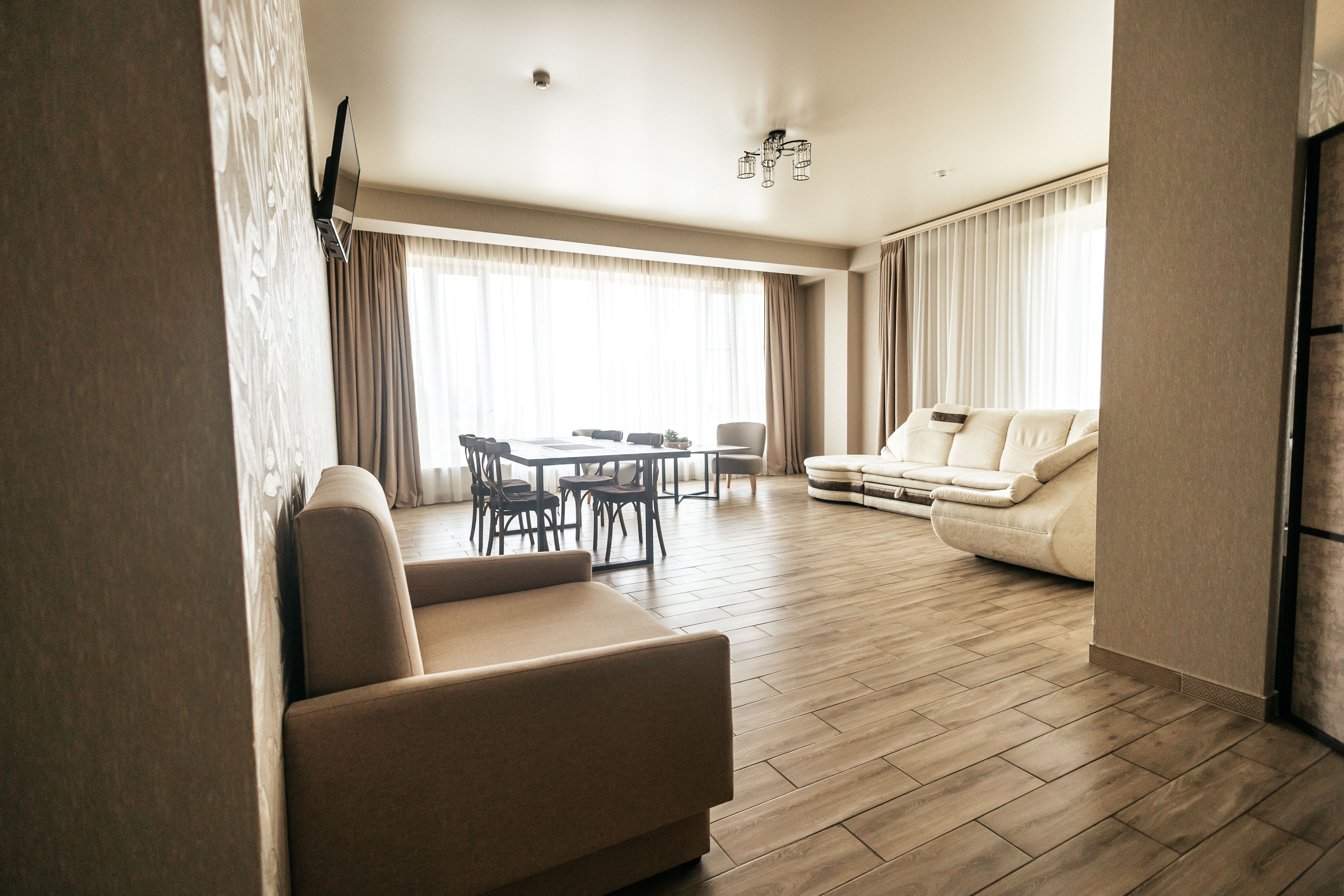 Улучшенный люкс