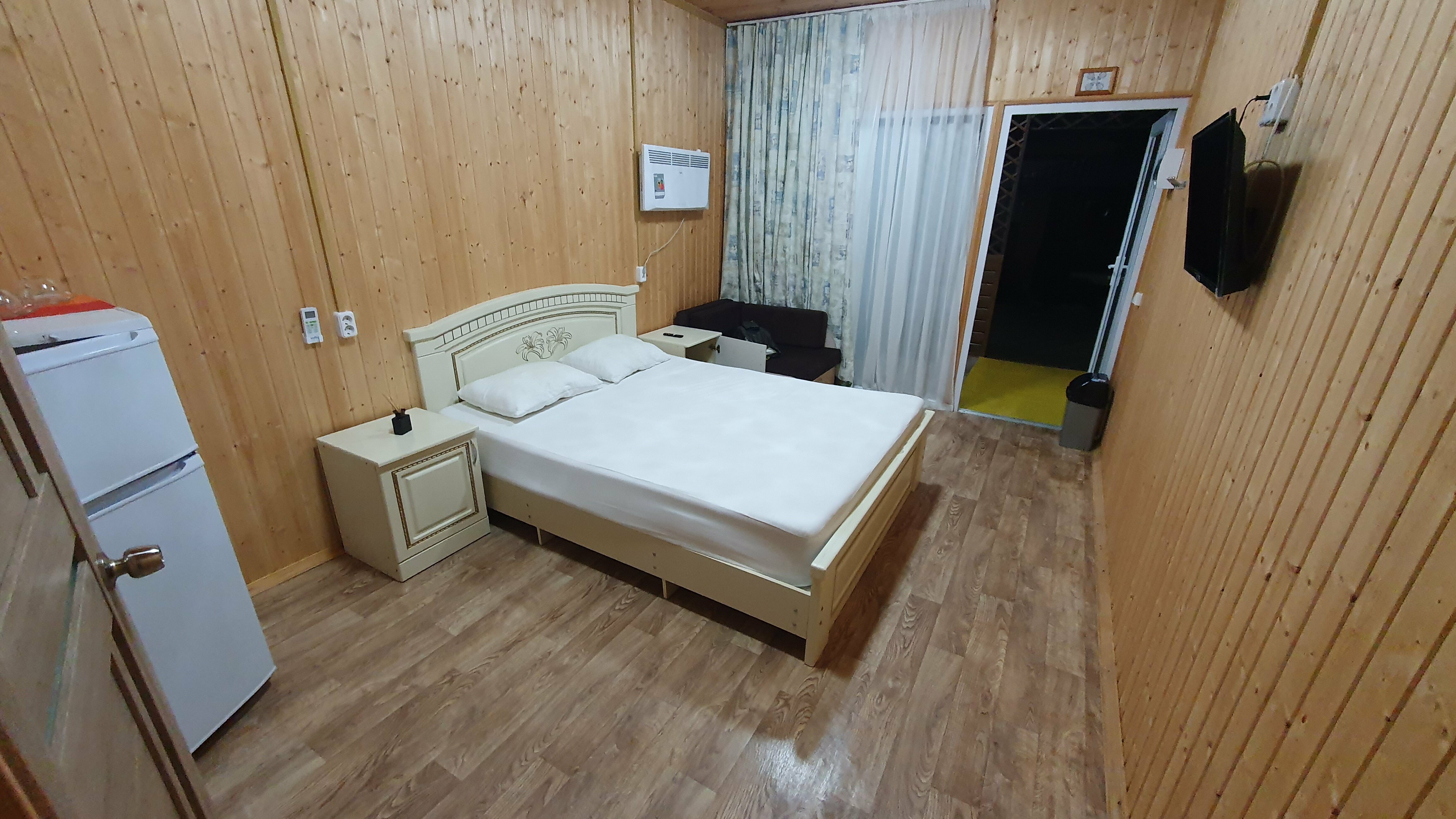 Большой двухместный номер с 1 кроватью