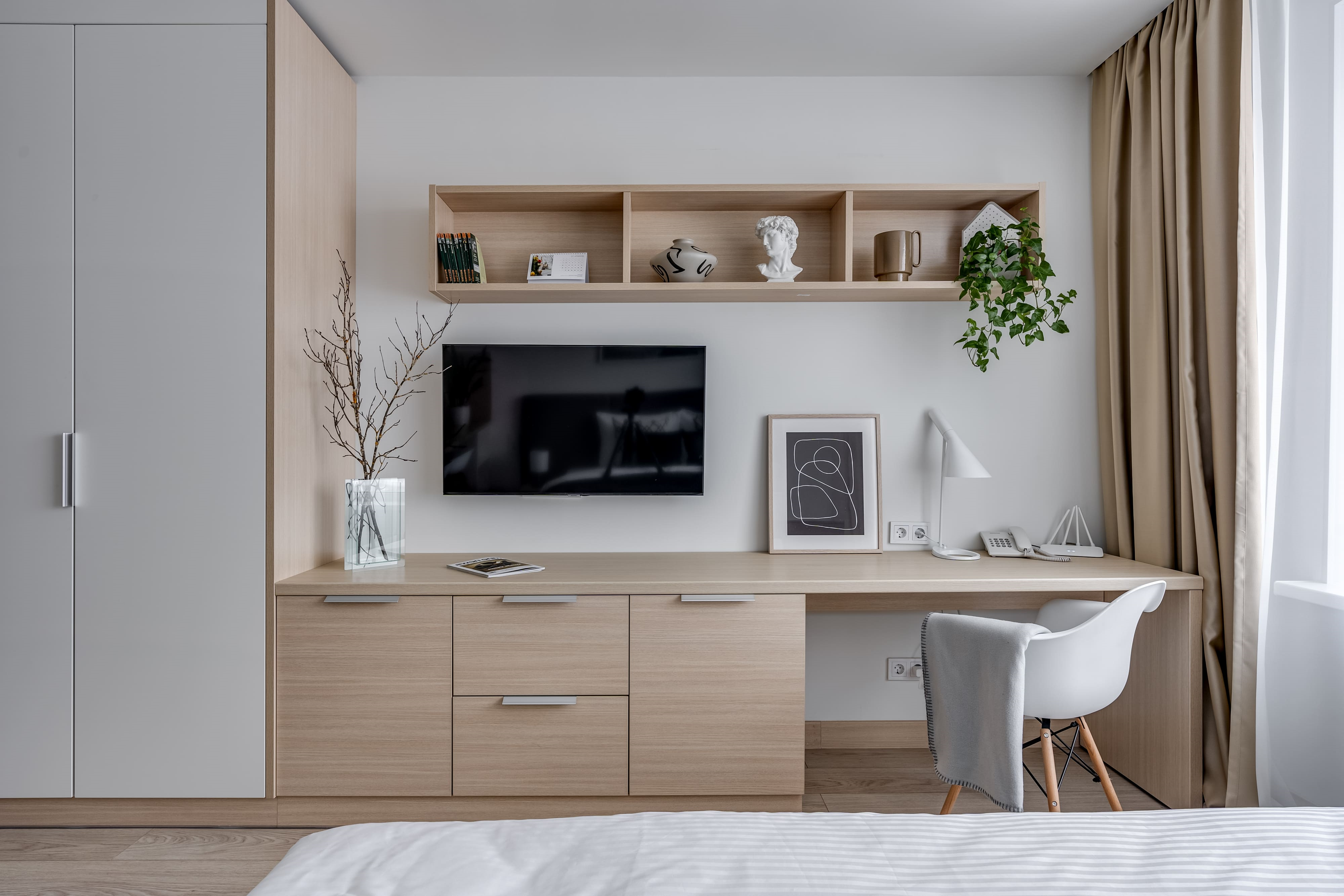 Трехместный номер с собственной ванной комнатой