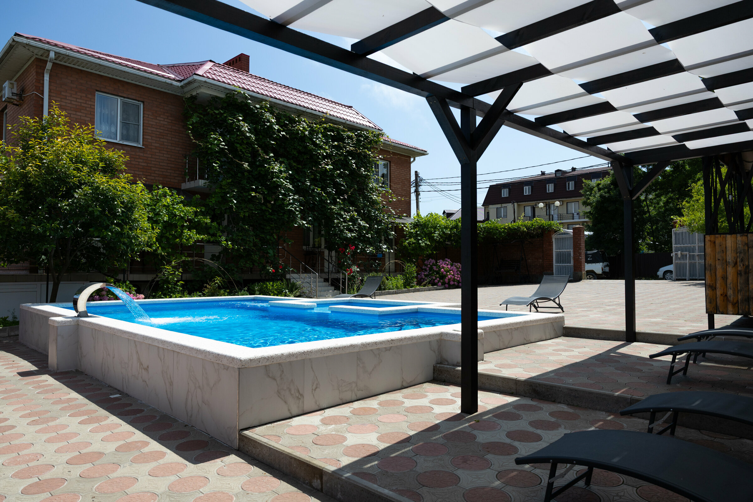 Улучшенный семейный номер